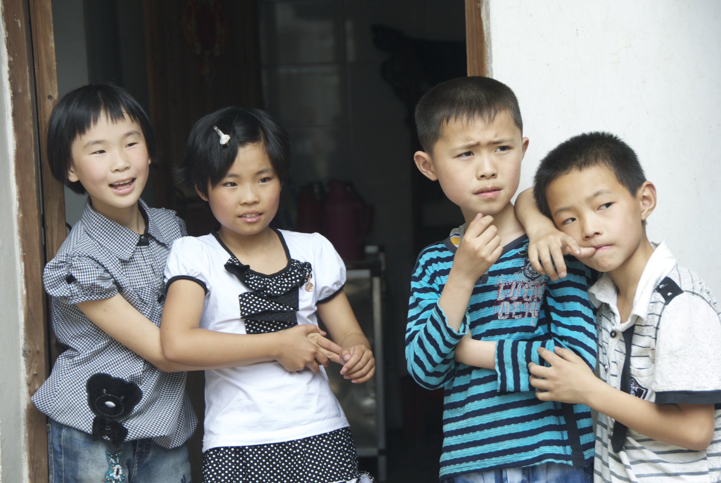 China kids doorway.jpg