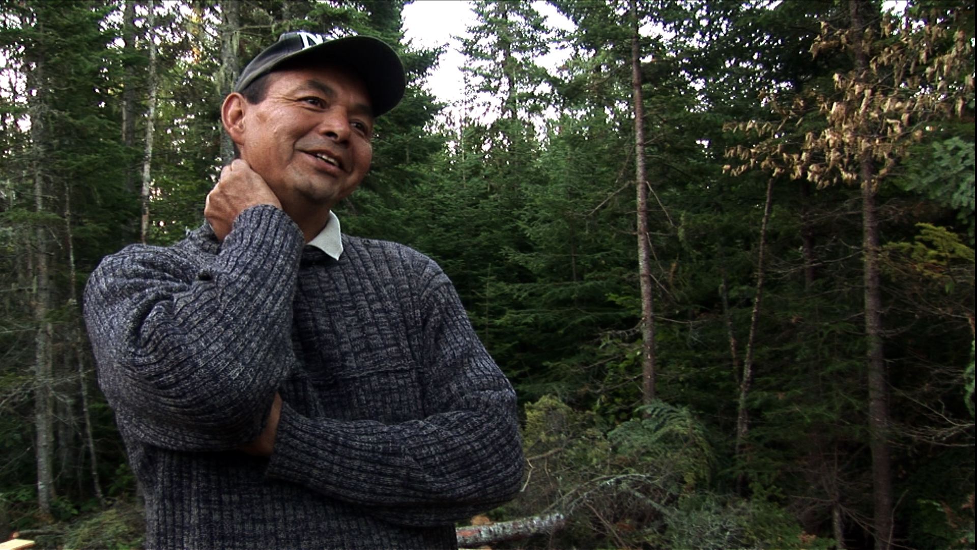 Aimé Vachon dans la forêt.jpg