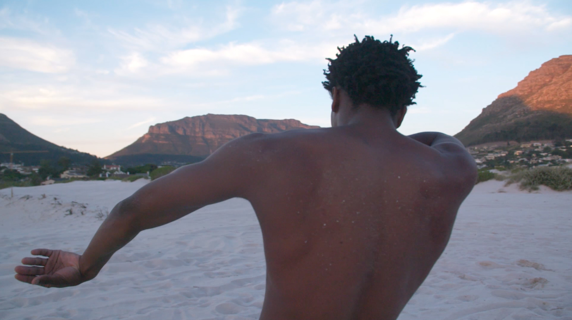 Mthuthu Dune dance.jpg