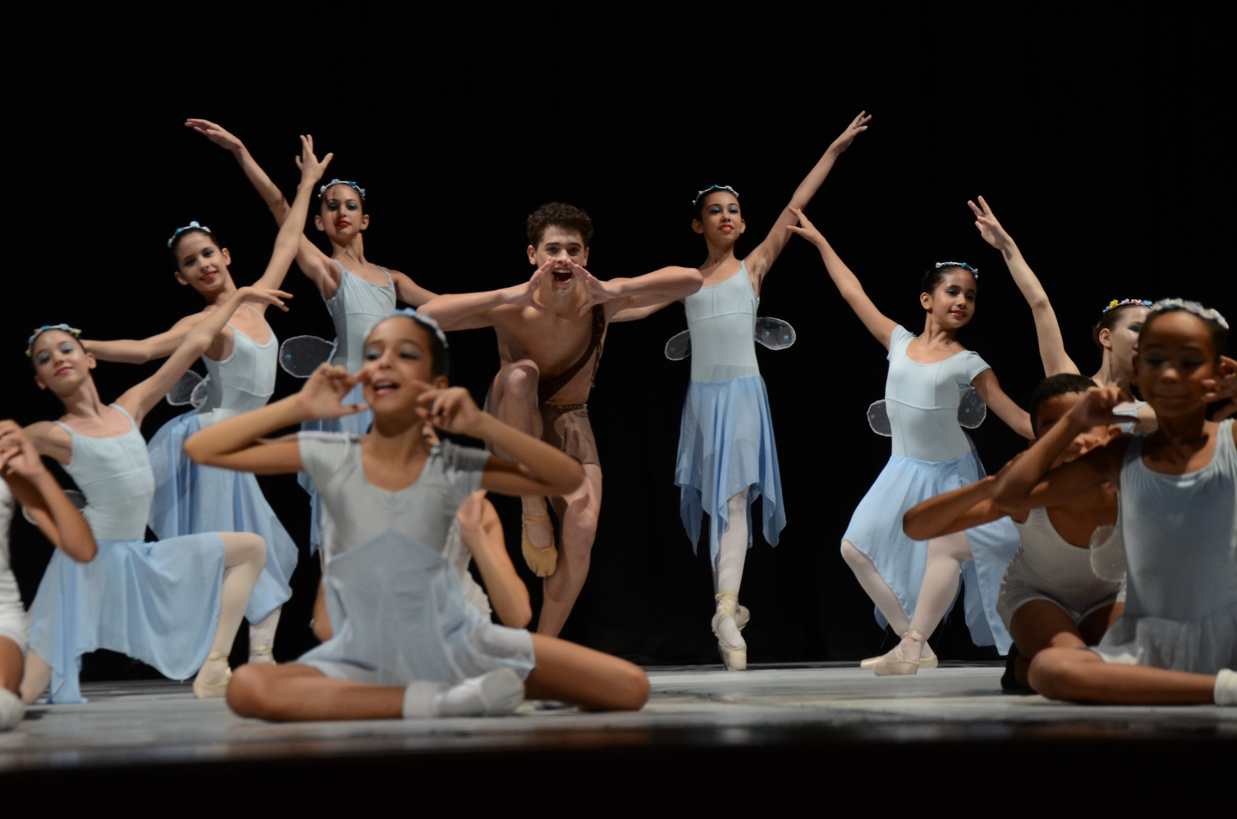 Alexis and his fellow students of the National Ballet School of Cuba 10 © Indyca.JPG