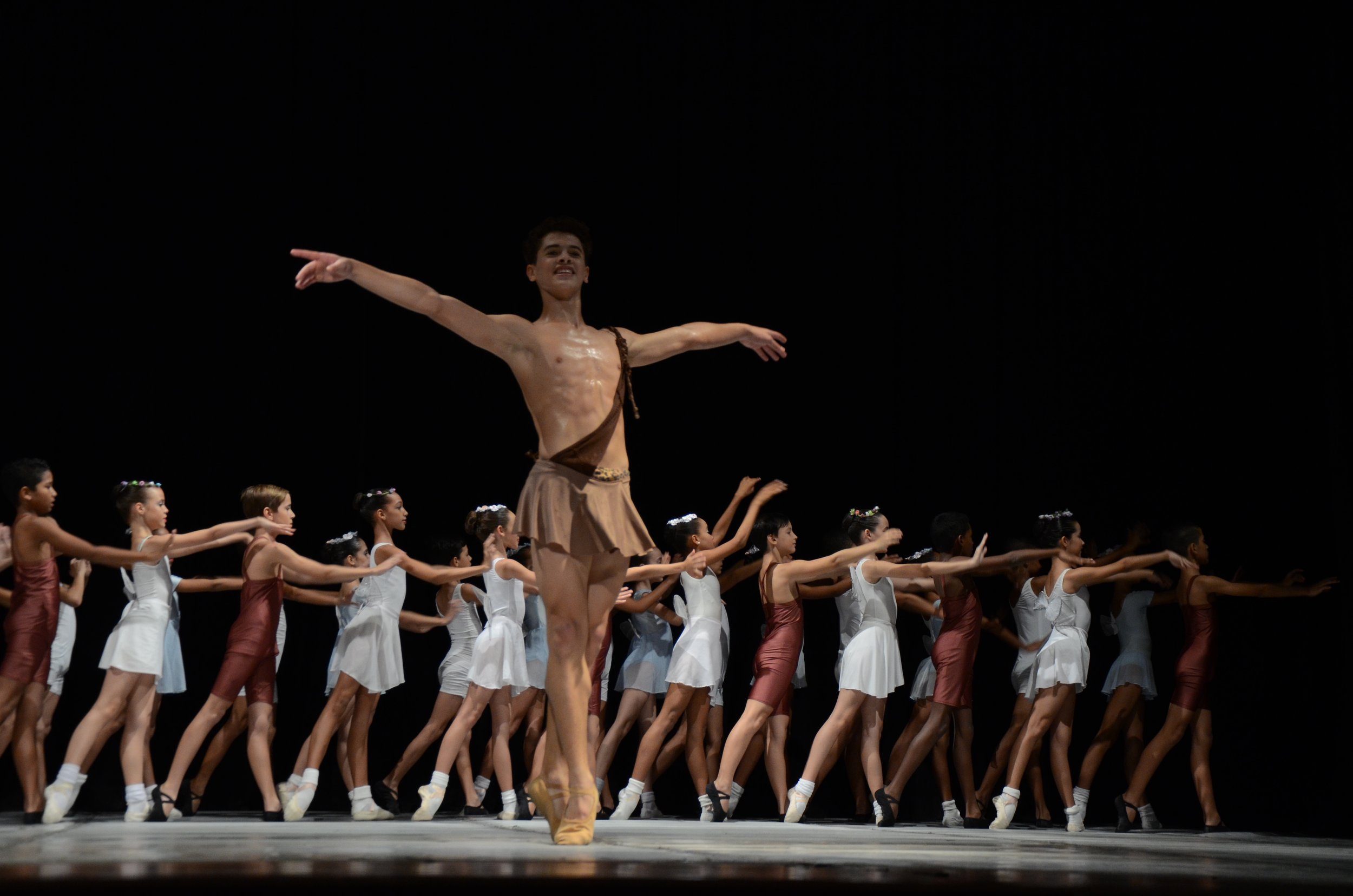 Alexis and his fellow students of the National Ballet School of Cuba 12 © Indyca.JPG
