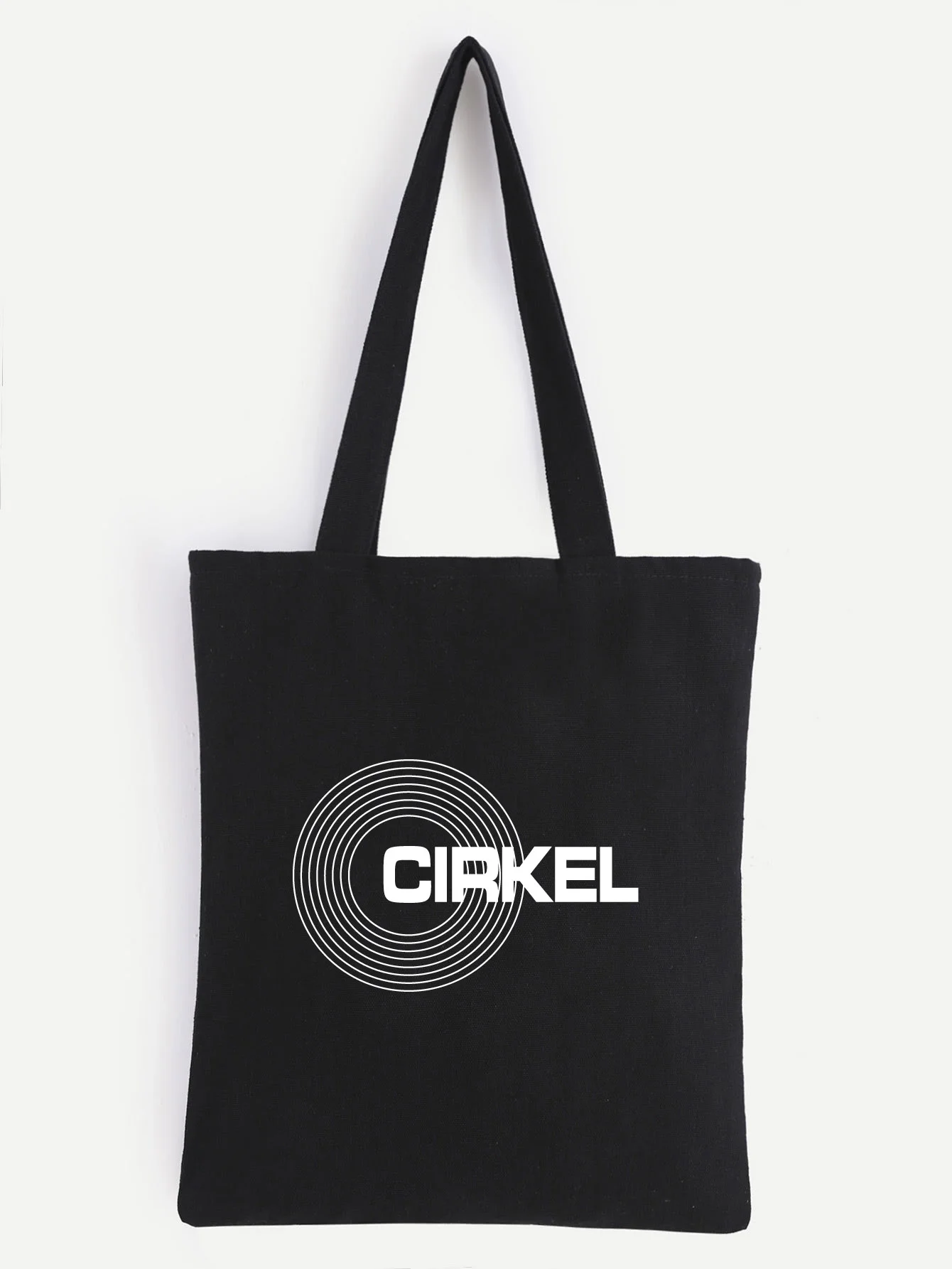 BLACK TOTE CIRKEL LAYOUT (1).jpg