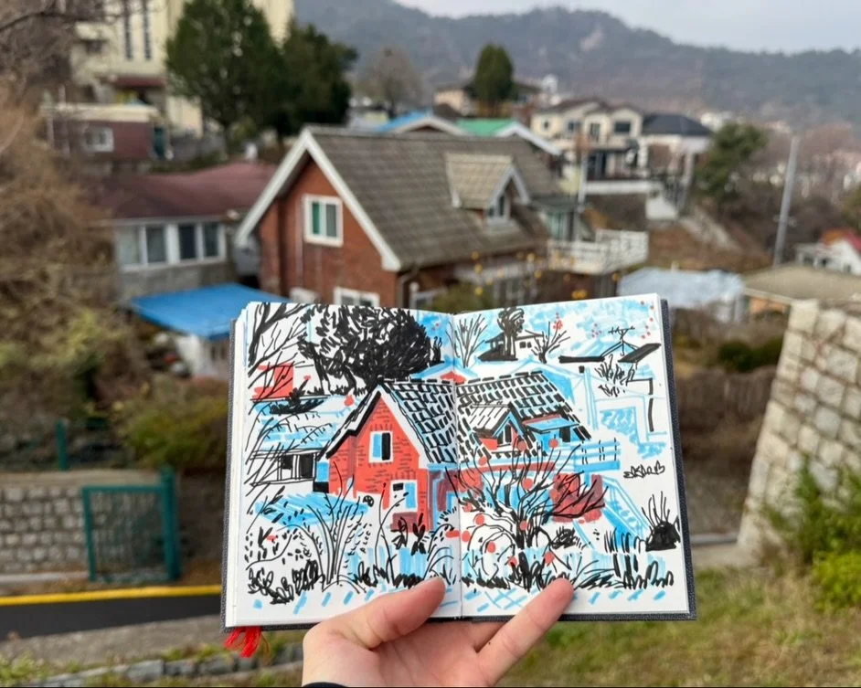 3 short-ish sketches from Sunday morning in Cheongun-dong (somewhere in the 30-40 minute range)
Relishing the last bits of fall. 

따뜻한 일요일 아침 스케치 3장 (30-40분씩) 
늦은 가을 즐깁니다 

#어반스케치 #urbansketchers #sketchbook #sketching