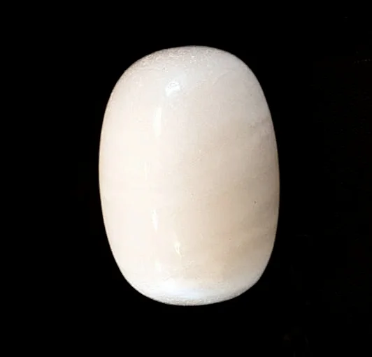 Moonstone-crystal-healing-palm-stone-by-peaceful-island-com.jpg