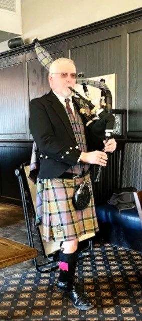 A man’s guide to wearing a traditional kilt outfit