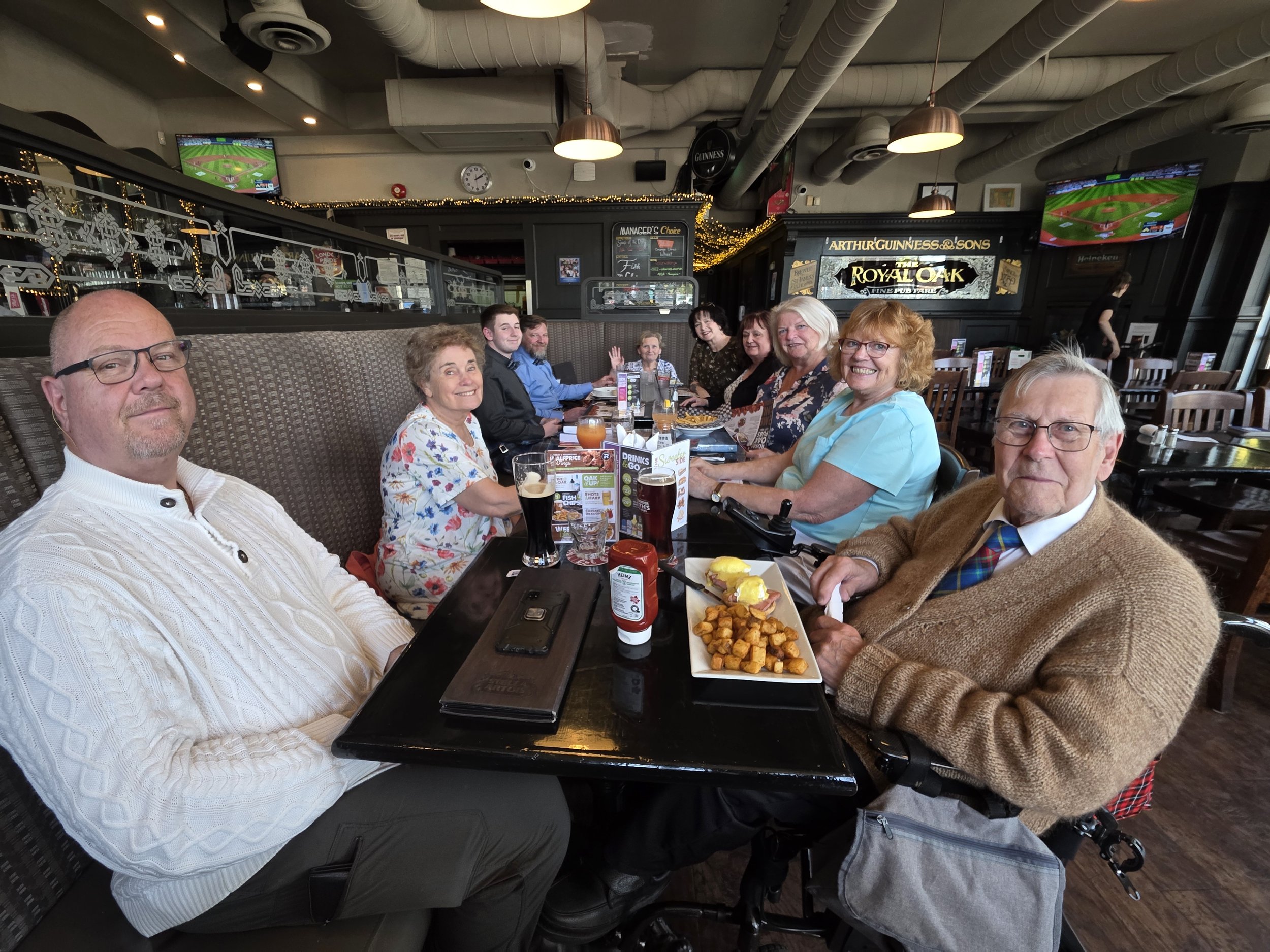 Members Gather at the Royal Oak