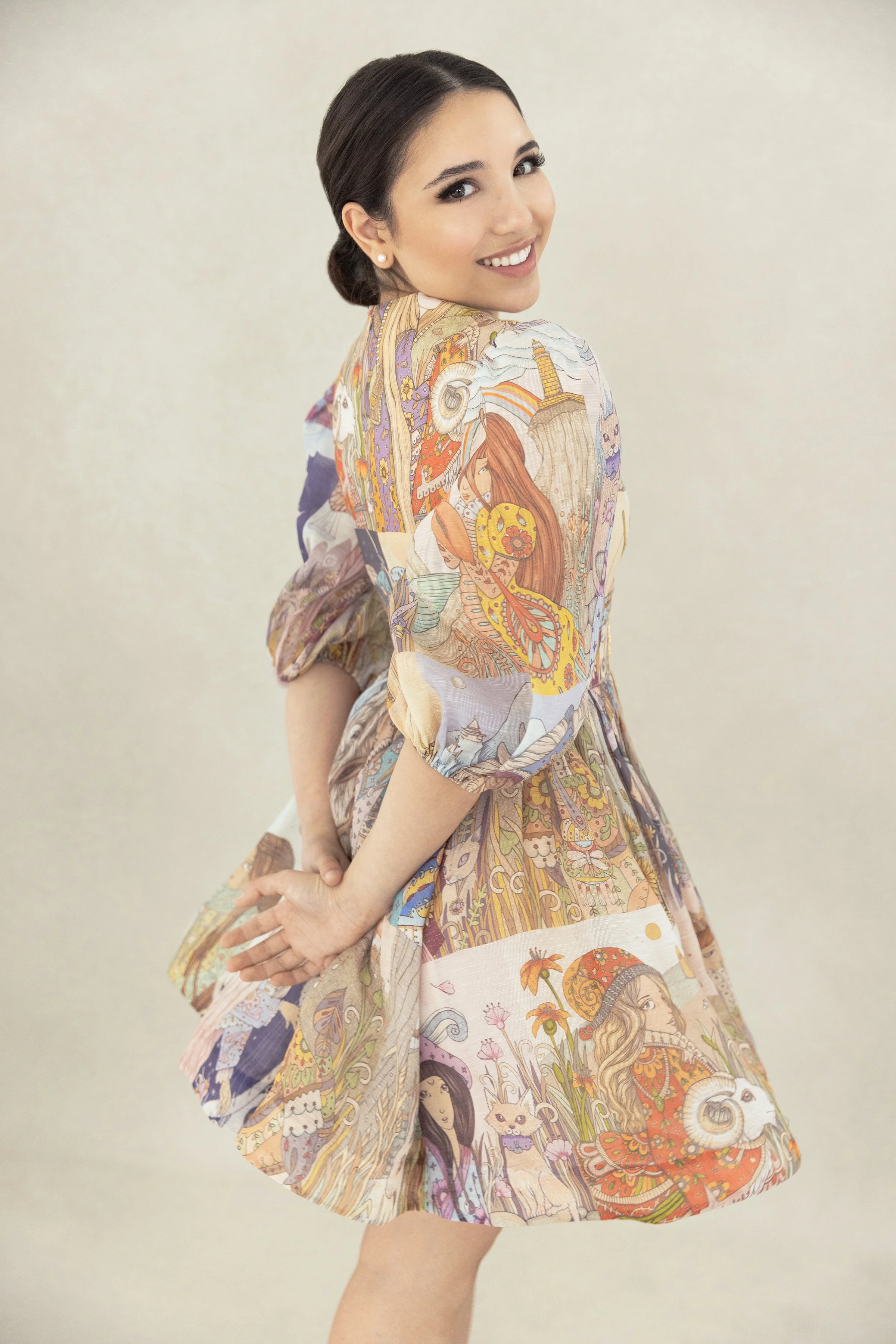 Mia Pena_Nicole Gates Photography-26_sm.jpg