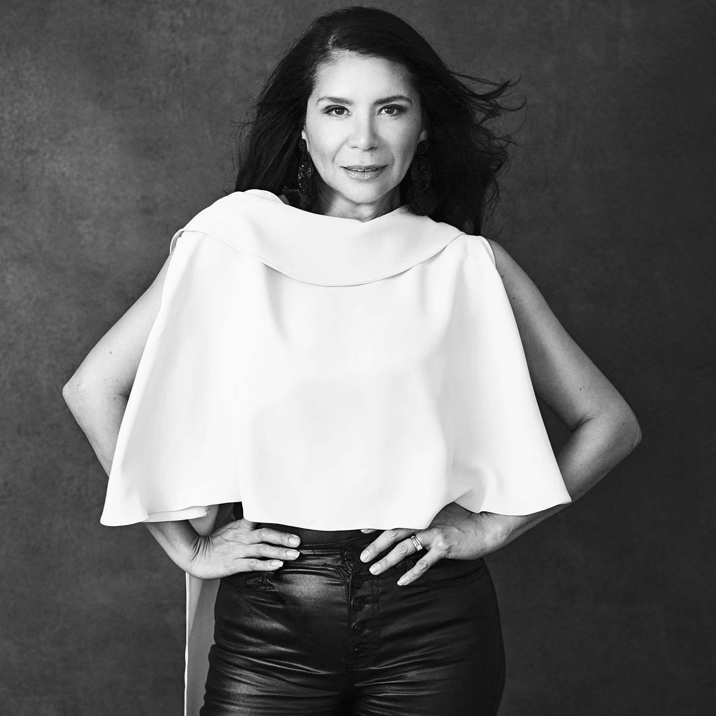 S A R A H

An amazing member of our community. Role model to women. Business owner role model. Mover and shaker. Her most precious commodity is time and she gives it away freely. Gorgeous and sweet as can be. Who doesn&rsquo;t love @sarah_atlasrgv Sa