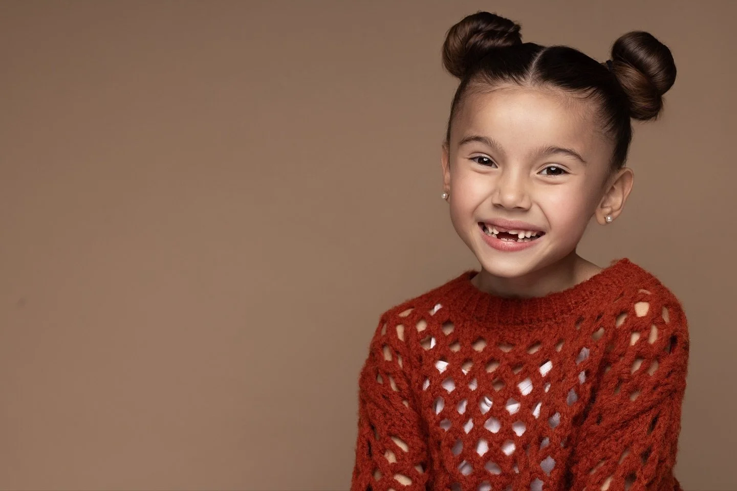 A N A L E A H

This little princess @analeahperez (account managed by mom) has been adorable since birth and when you think she can&rsquo;t get any cuter, there she goes and becomes even more adorable. How is it even possible!!!!? 😍

Here&rsquo;s th