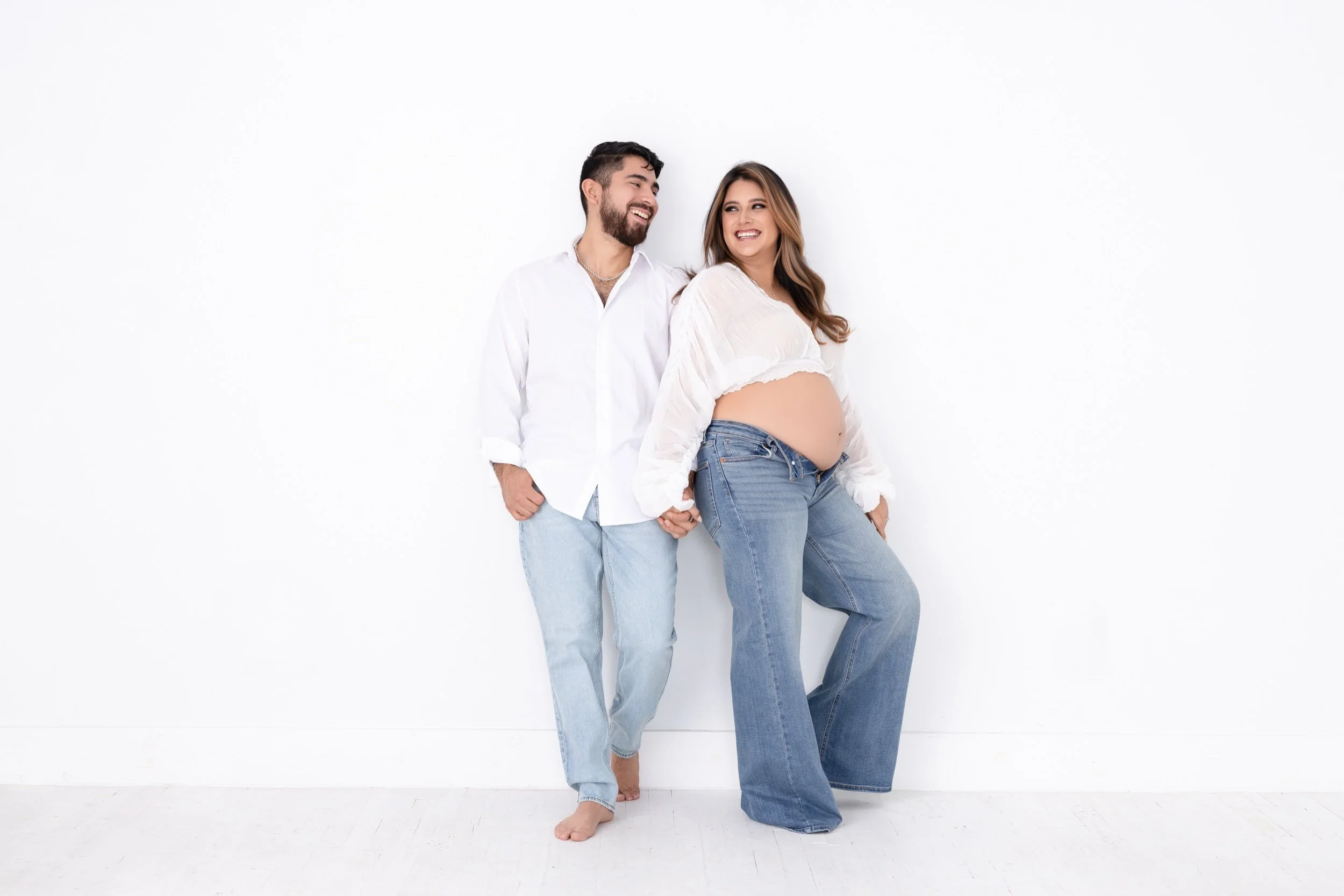 Nicole Gates Photography_Victoria&DeclanMaternity-18.jpeg