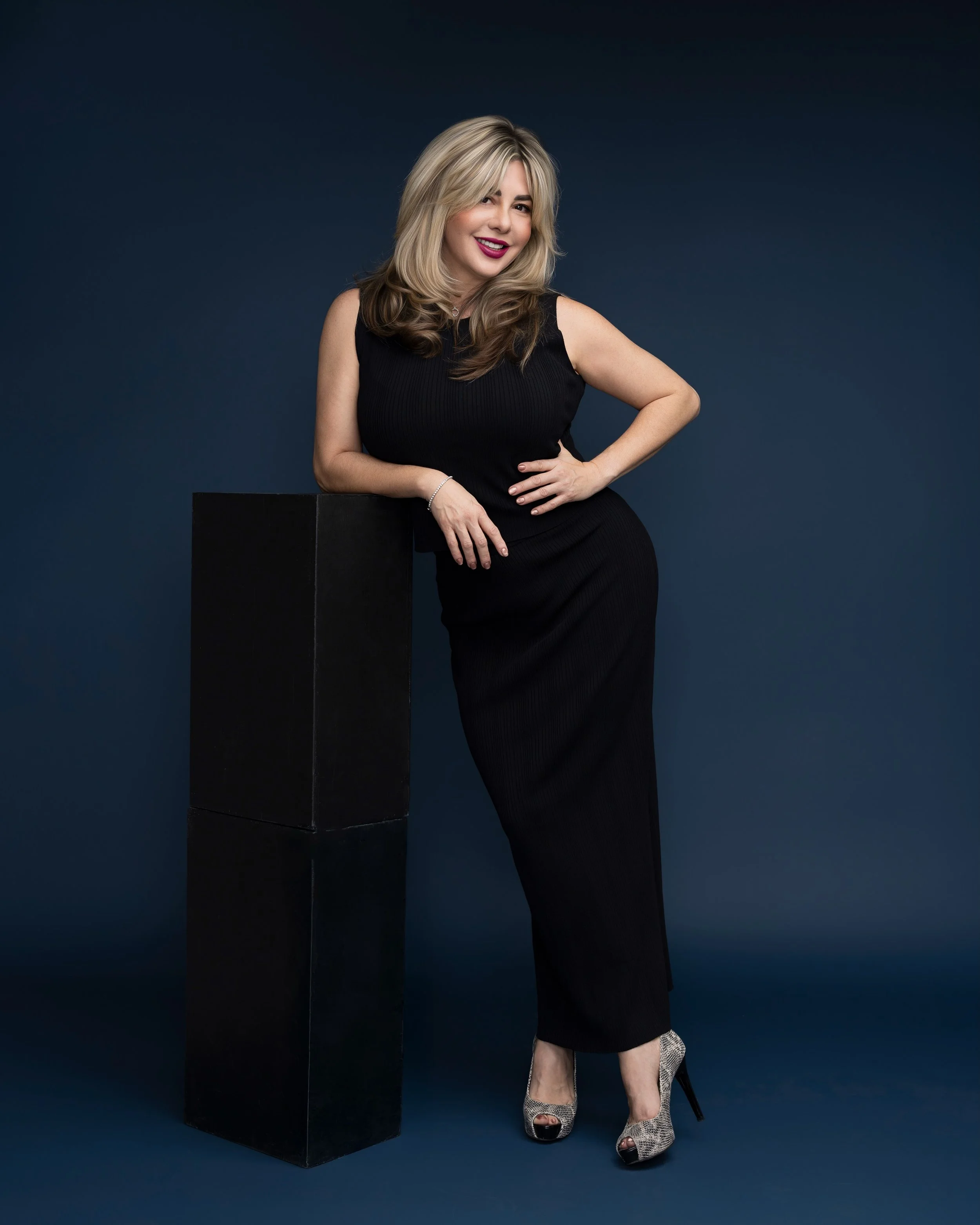 REALTOR HEADSHOTS and why they are important.

☀️Another smart cookie who realizes the value of a great headshot. And no, she didn&rsquo;t choose the cheapest. She chose the best.💁🏼&zwj;♀️

☀️Your clients can tell if you cut corners and don&rsquo;t