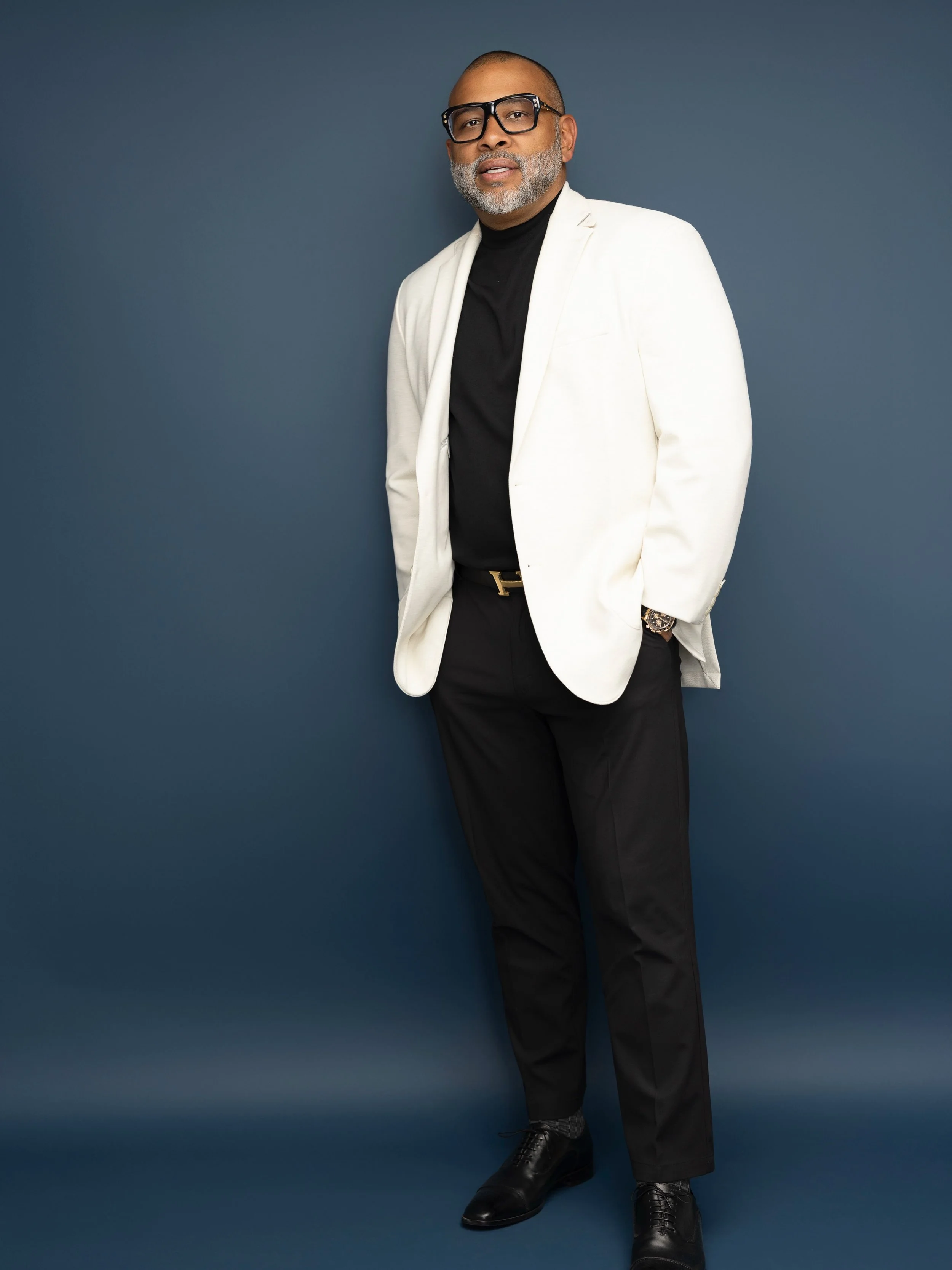 P R E S E N C E

Your modern headshots should be put to work. Daniel Hernandez understood the assignment.

His website says, &ldquo;A successful mediation brings peace.&rdquo; His photographs help make that introduction.

As a mediator, clients need 