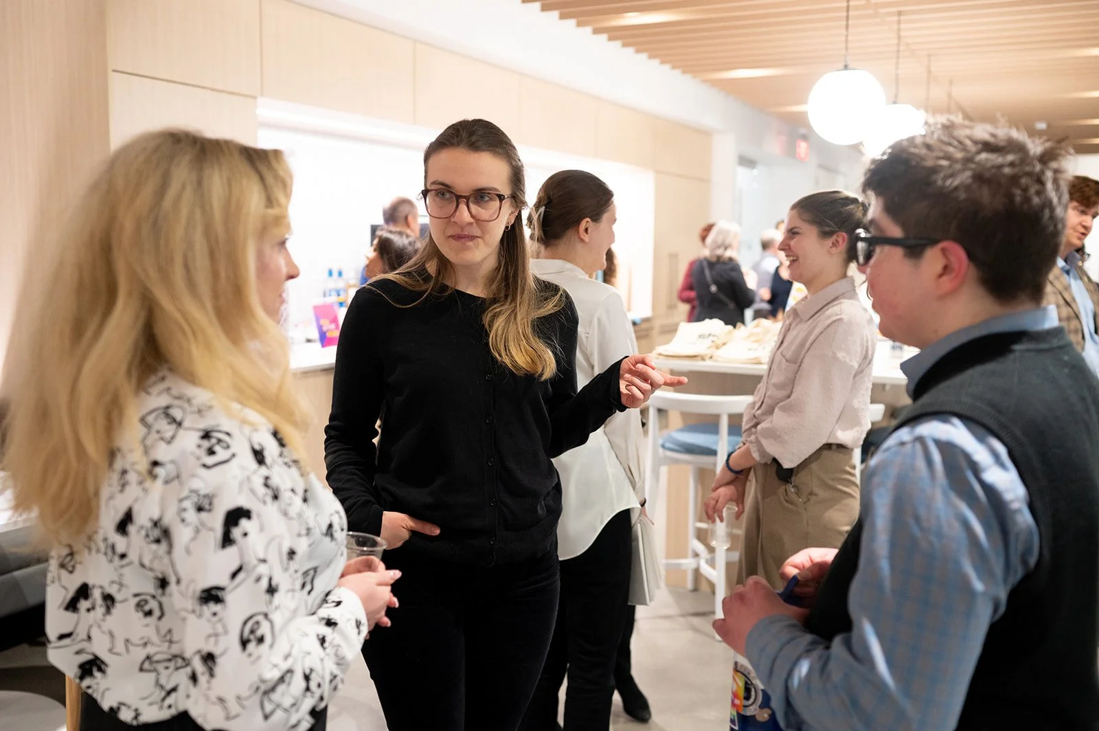 Folks networking at the Facilitating Through Change &amp; Chaos