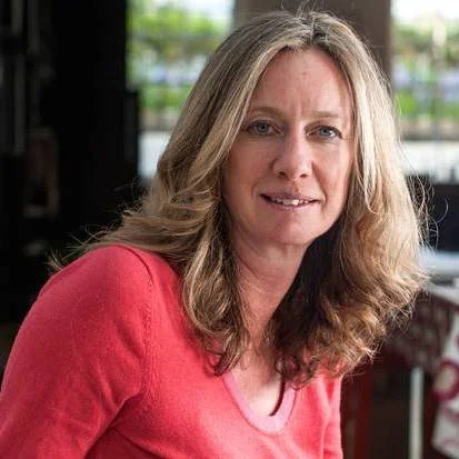 Justine-Roberts.jpg
