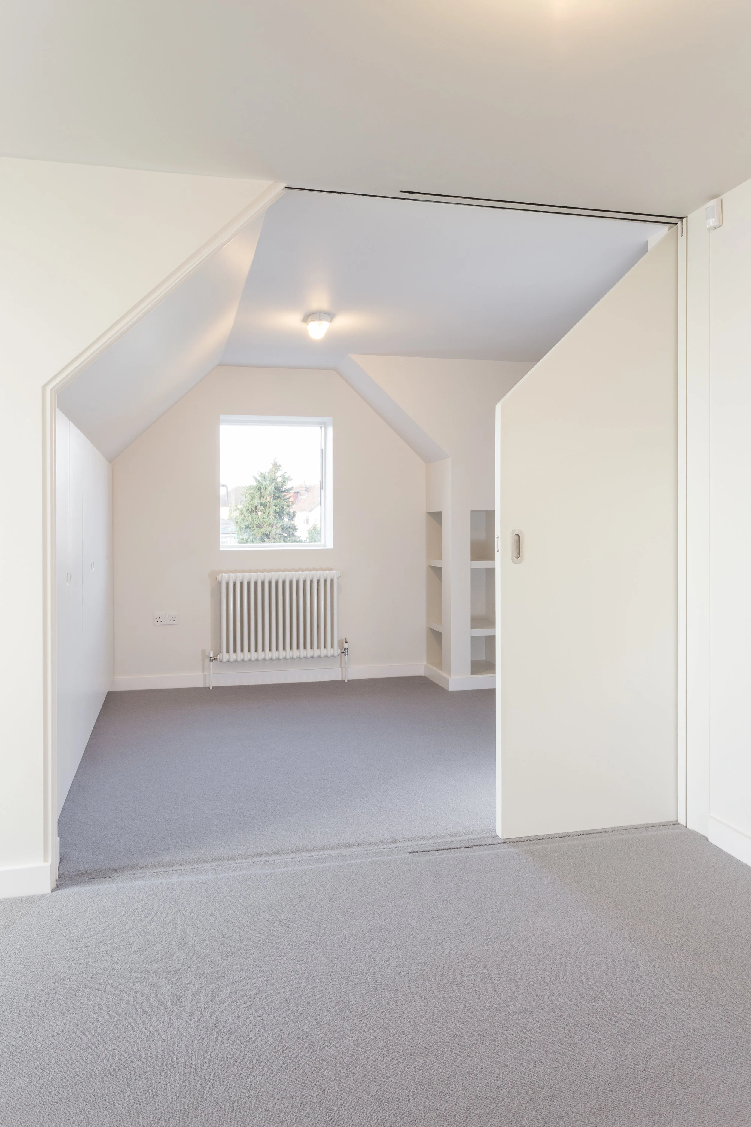 Mount Ephraim Road 51-bed-14.jpg