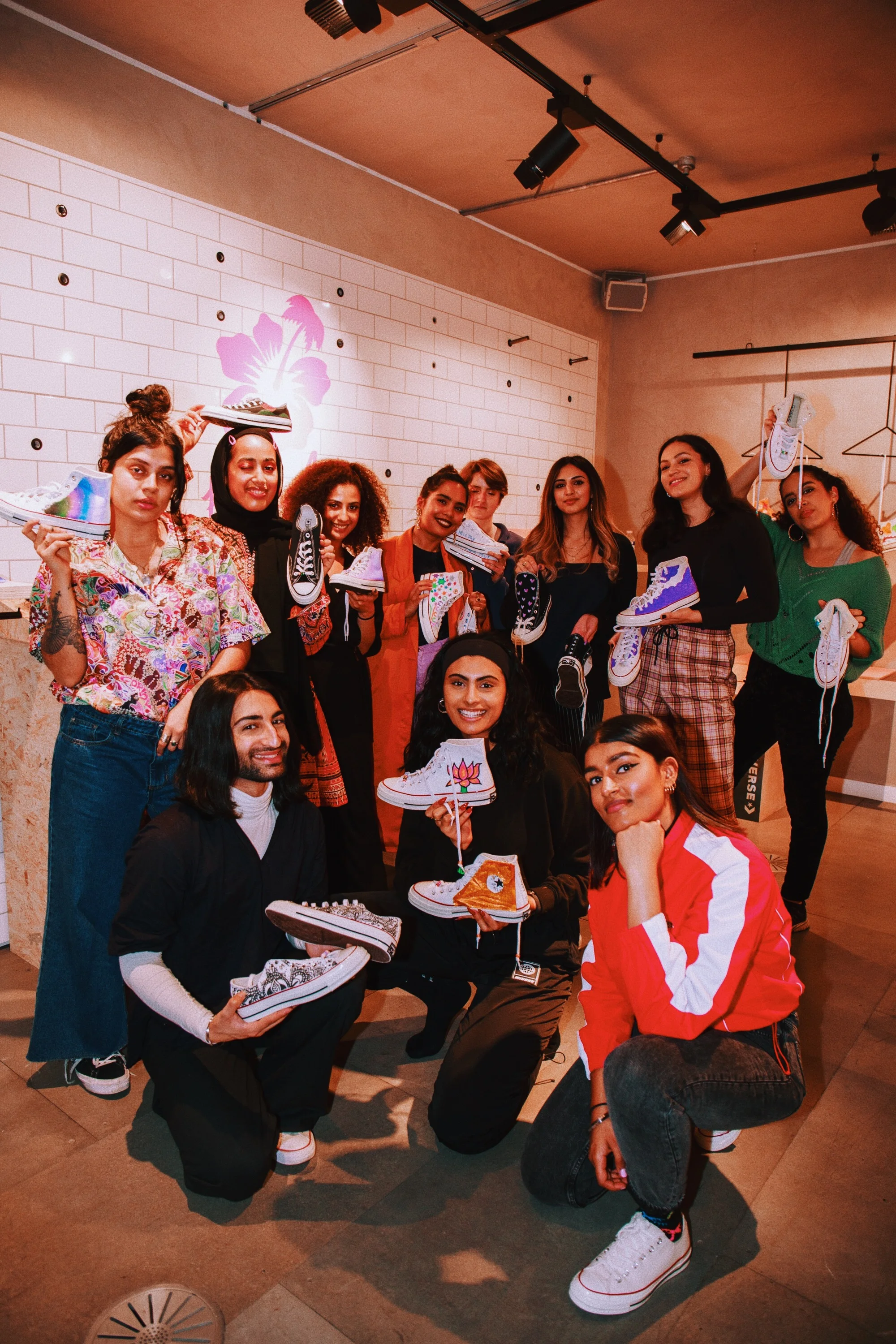 Paradise Girl x Converse