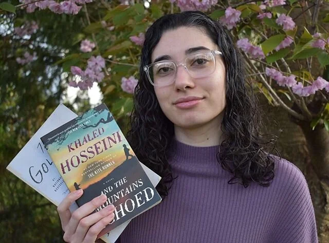 Looking for some books to read during quarantine? π Check out recommendations from the ladies of REFINE on the blog! β¨π‍βοΈ What have you been reading lately? π
.
.
.
π & πΈ: @ariana_rosalina