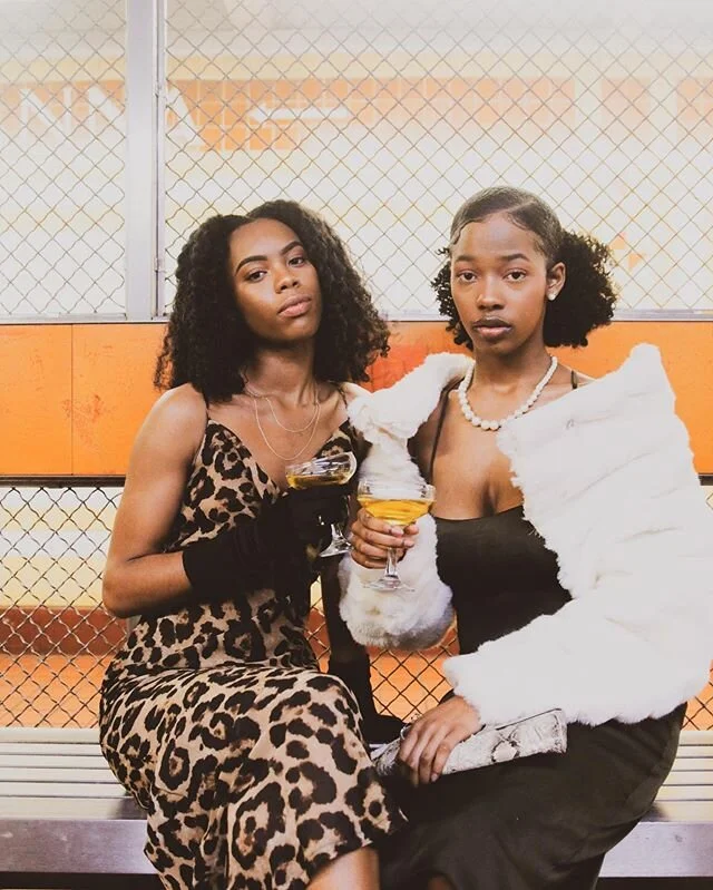 Saturday nights out in Philly, but make it fashion ππ» What are your plans for your first night out after quarantine? π€ While you plan your next adventure, mark your calendar— our new issue launches on Monday πβ¬ -
-
-
πΈ: @danimeenan
π§Ά: @je
