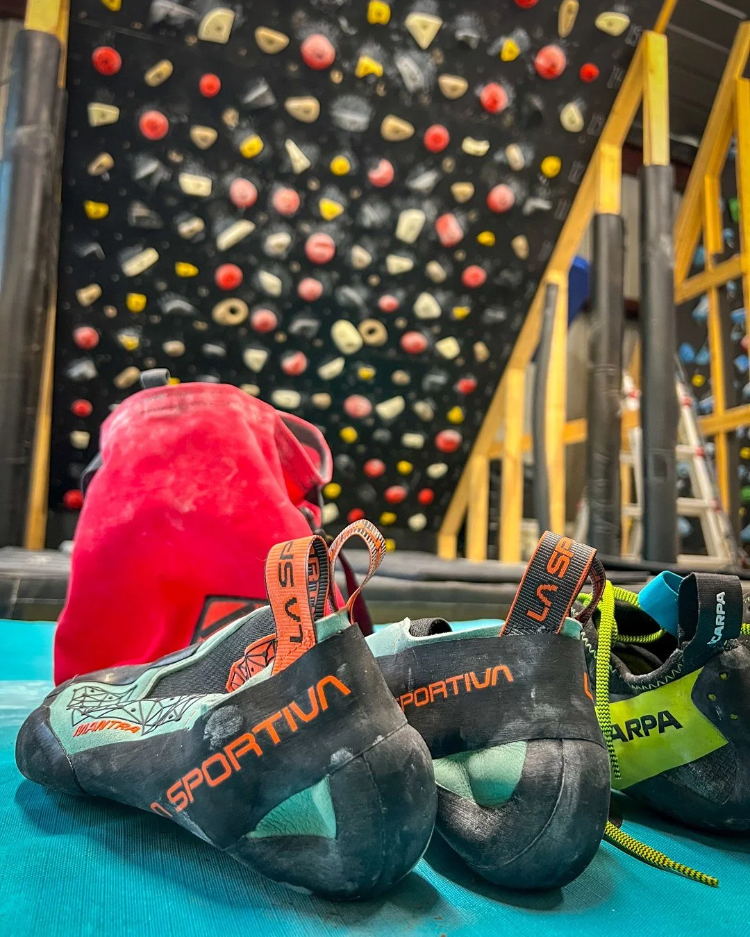 Weekends don&rsquo;t reset your progress.

Your actions on Monday do.

Set the tone today. Keep it simple. Move with purpose.