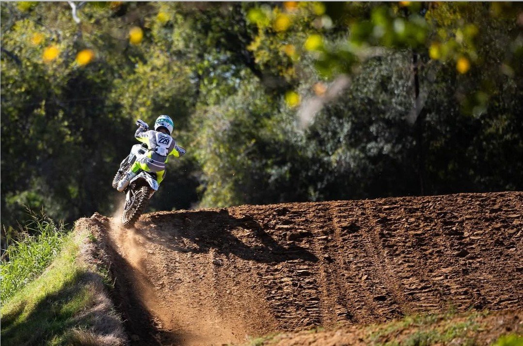 Motocross seasons fall apart when every race is treated the same.

If you&rsquo;ve ever shown up tired to an important weekend, or felt flat halfway through the year, it&rsquo;s usually not effort&mdash;it&rsquo;s planning.

I just published a beginn