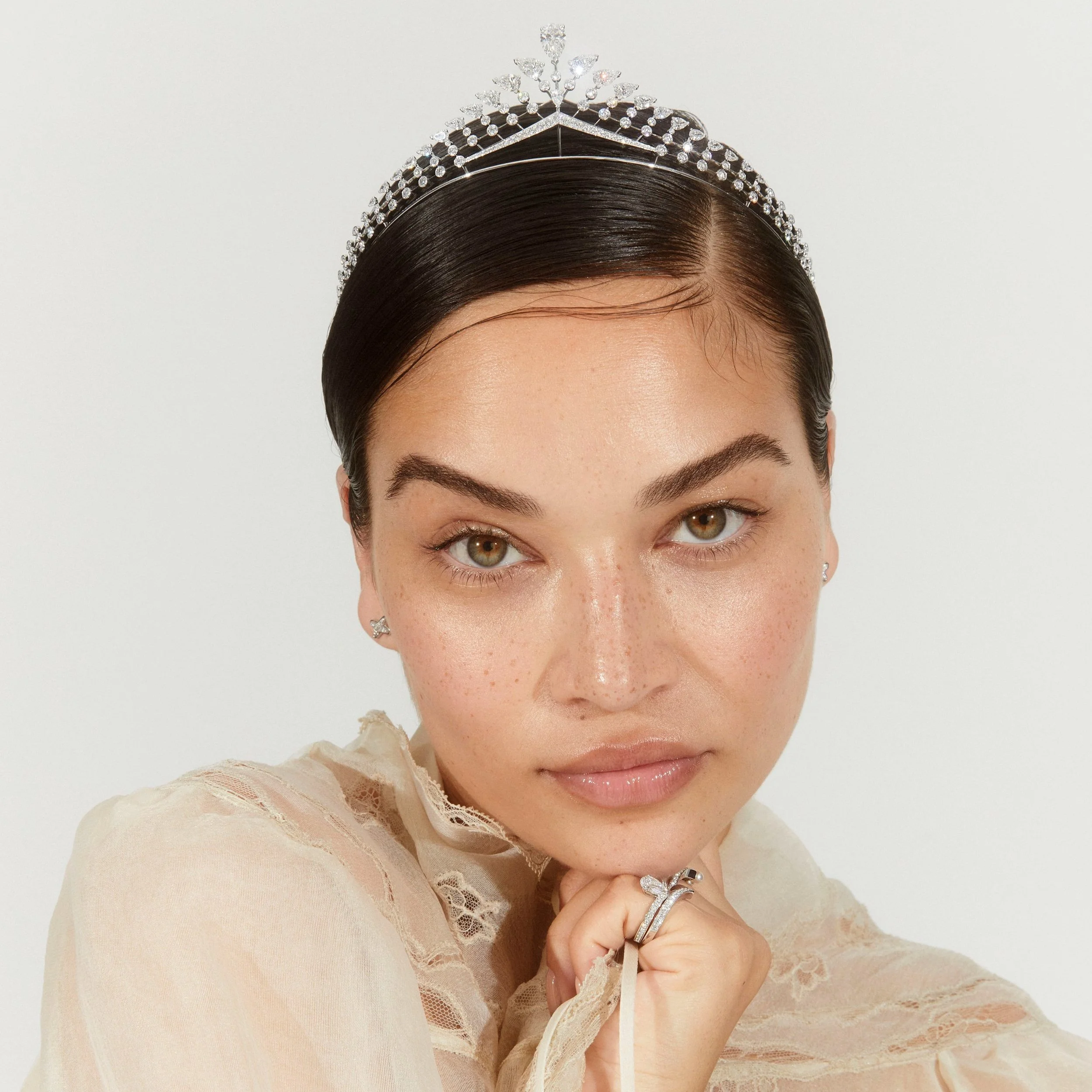Crowning Glory - Harper's BAZAAR (Copy)