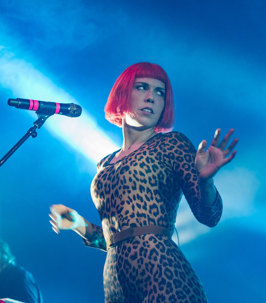 Grouplove-6.png
