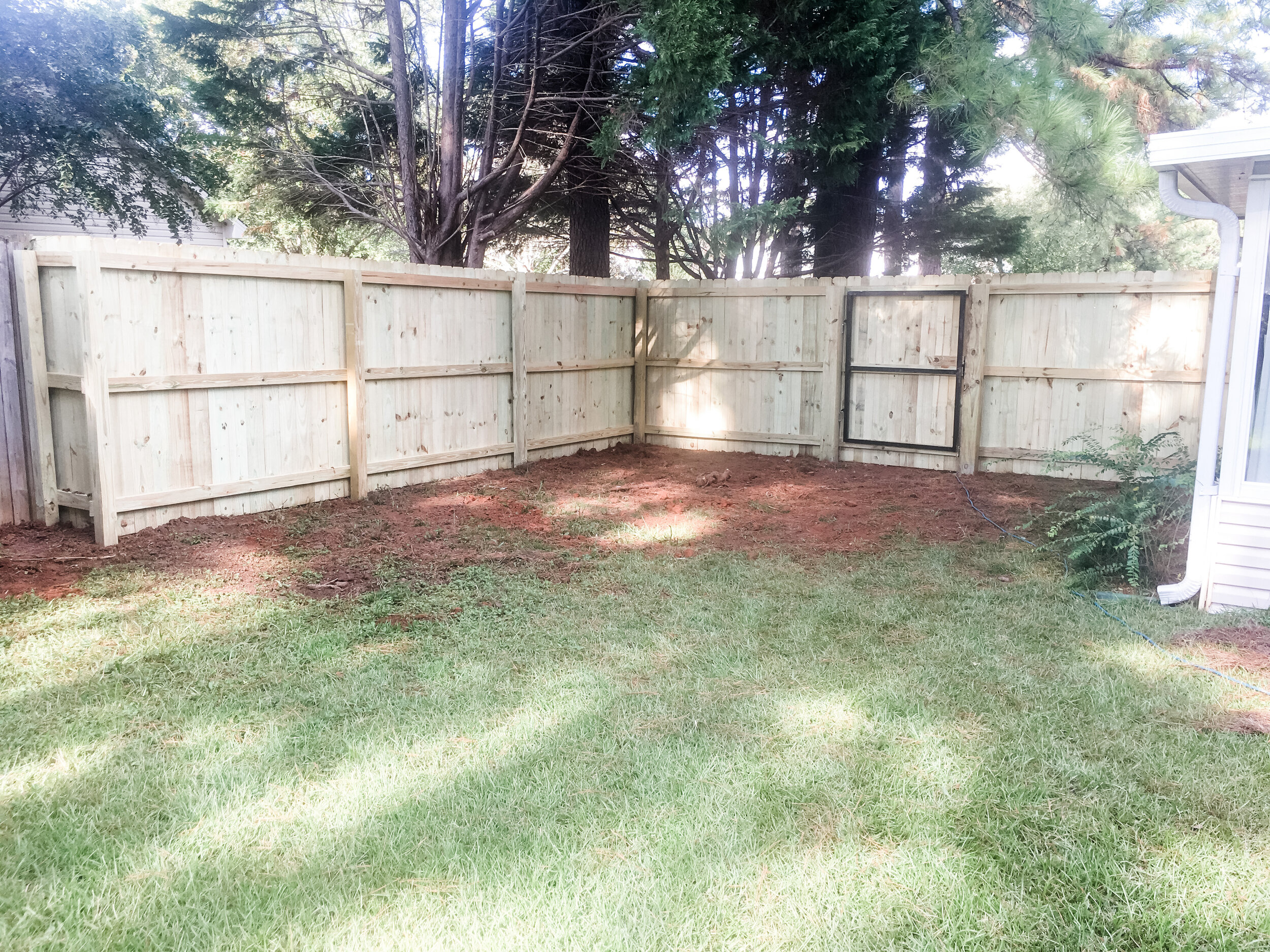 residential wood privacy fence 6ft fence