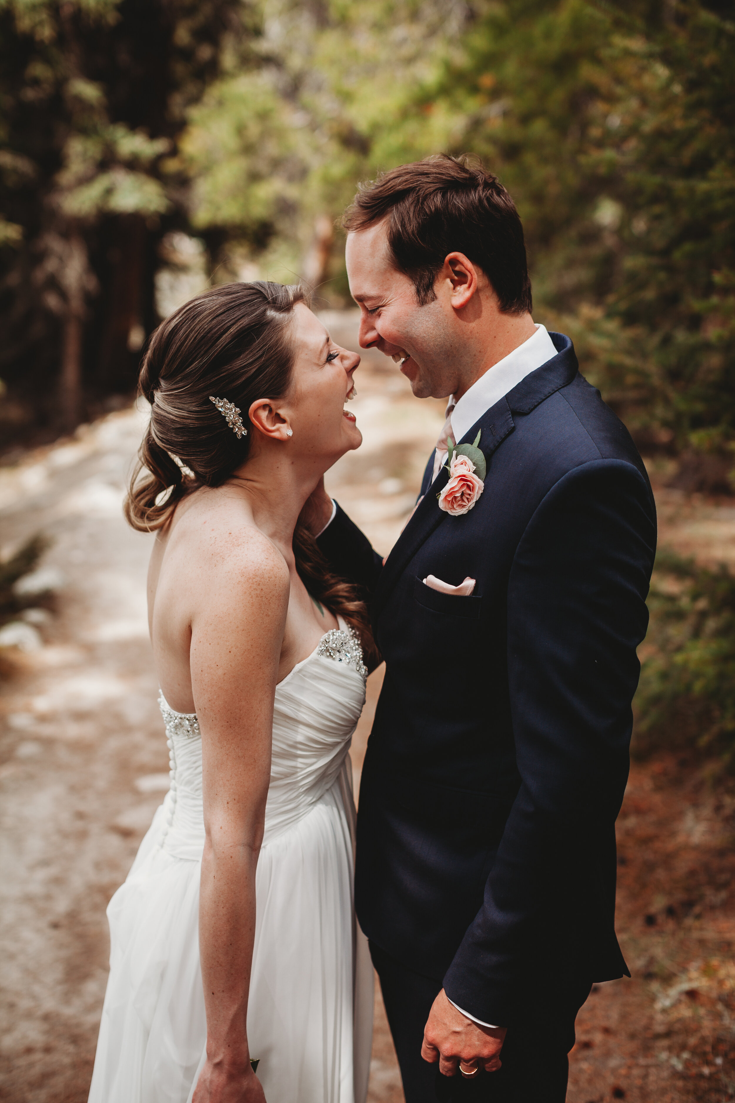 Bride & Groom laughingBride & Groom in the Rocky Mountains | Jamie Robson Photography | Elopement & Wedding Photographer in Jasper (Copy)