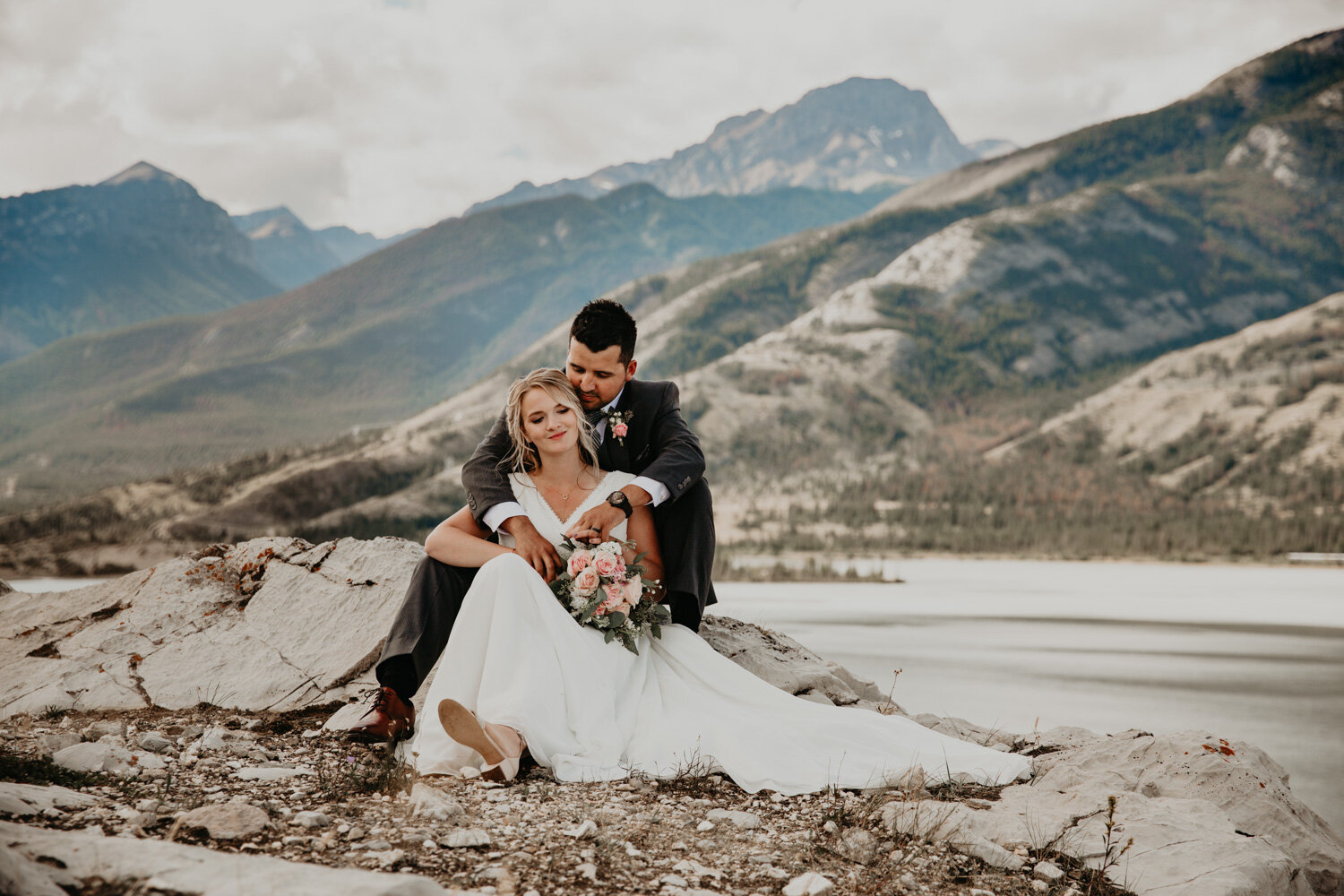 Bride & Groom in the Rocky Mountains | Jamie Robson Photography | Elopement & Wedding Photographer in Jasper (Copy)