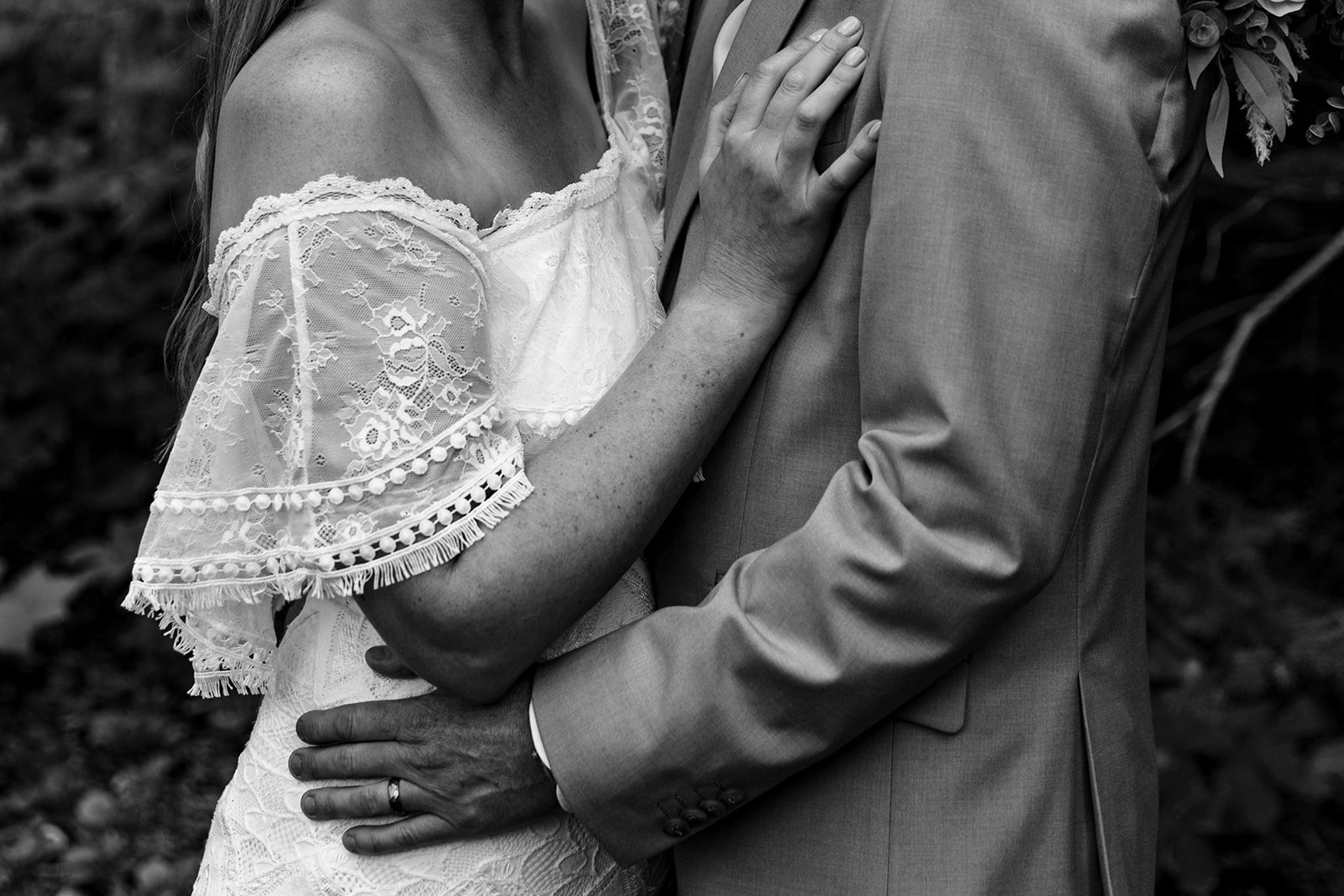 Boho Bride and Groom hands  | Jamie Robson Photography | Elopement & Wedding Photographer in Jasper (Copy)