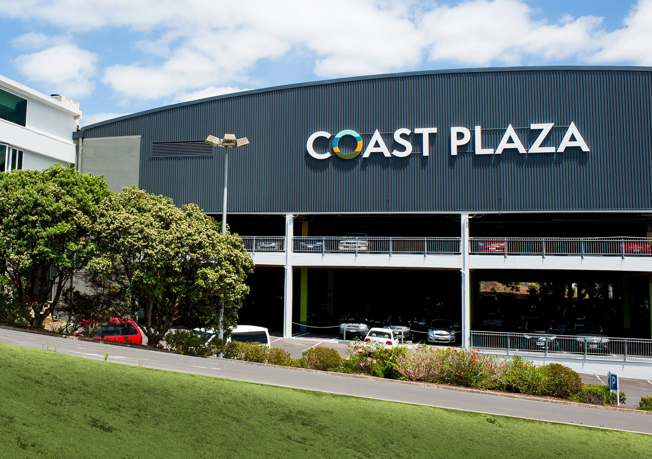 Coast_Plaza_13.jpg
