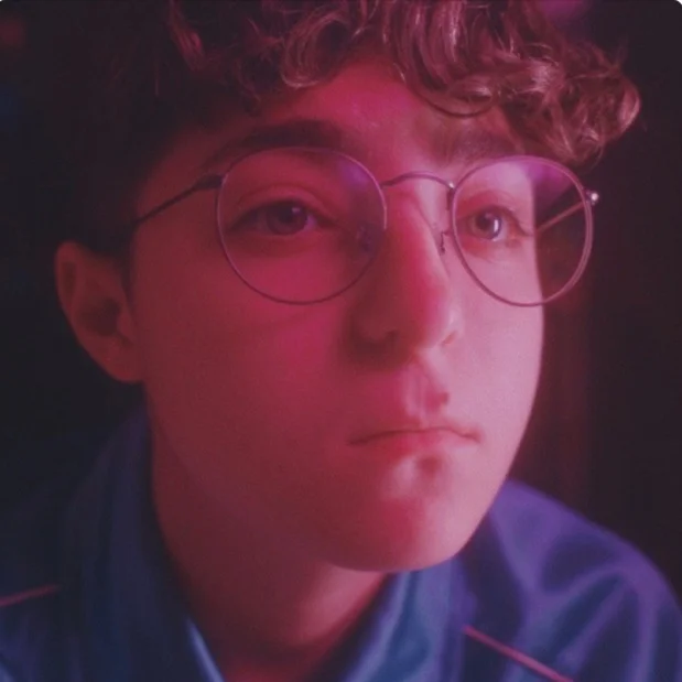 MUST-HEAR NEW MUSIC: Claud, David Munster &amp; more