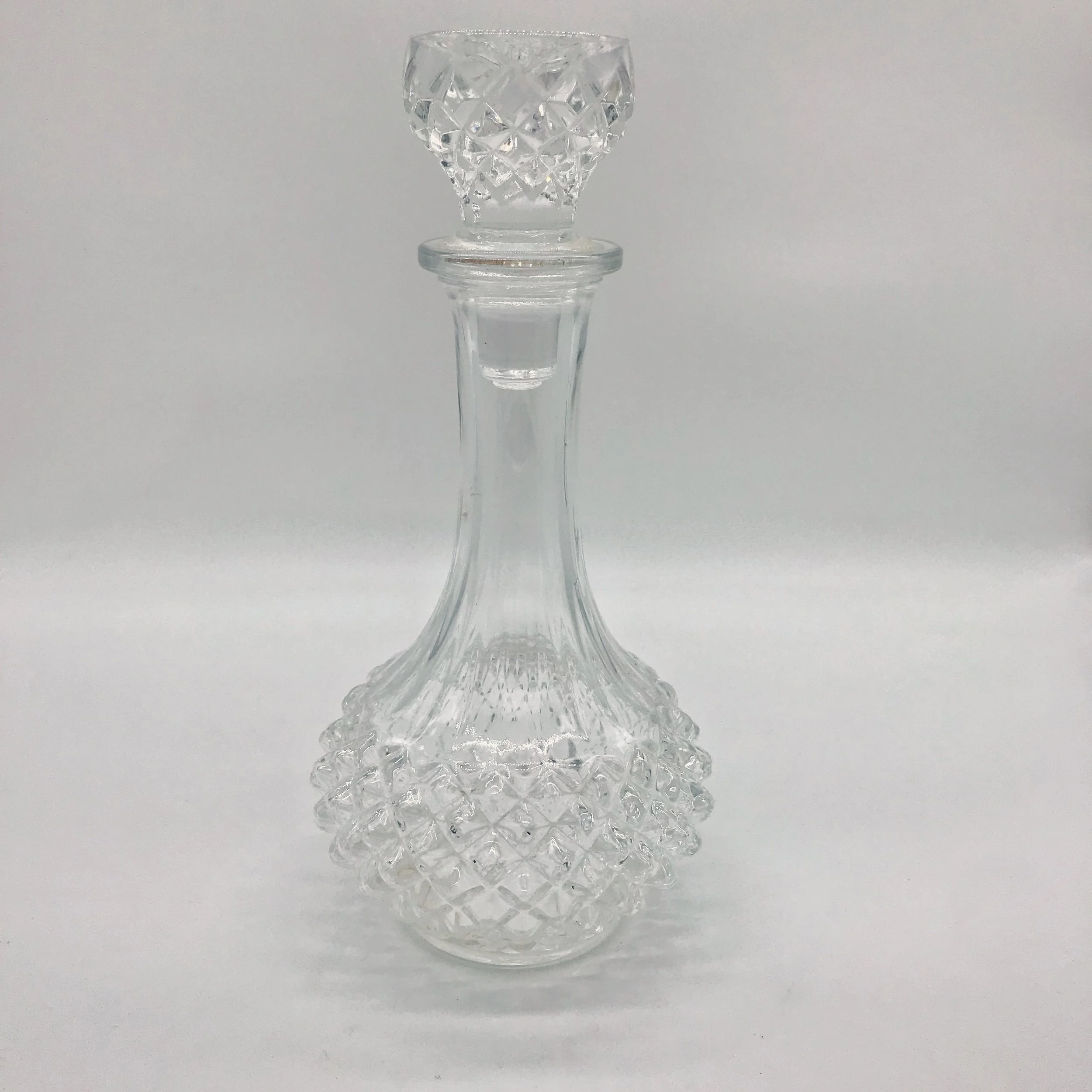 Decanter - vintage crystal round Price: $10.00 Qty: 1
