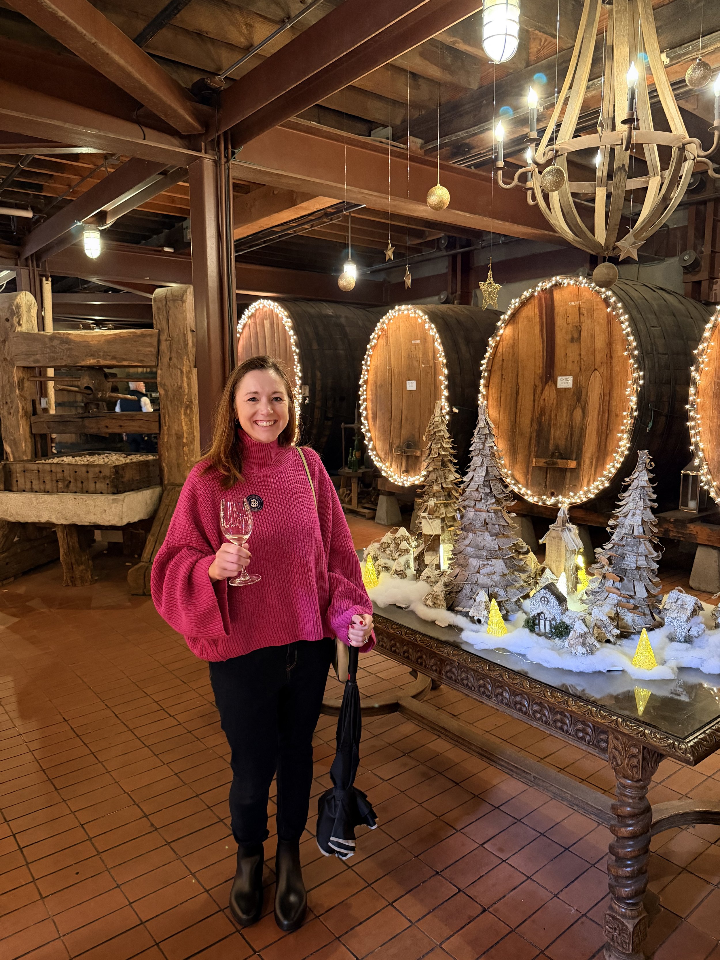 Wine tasting in the Beringer Vineyard tour in the caves with Christmas decorations