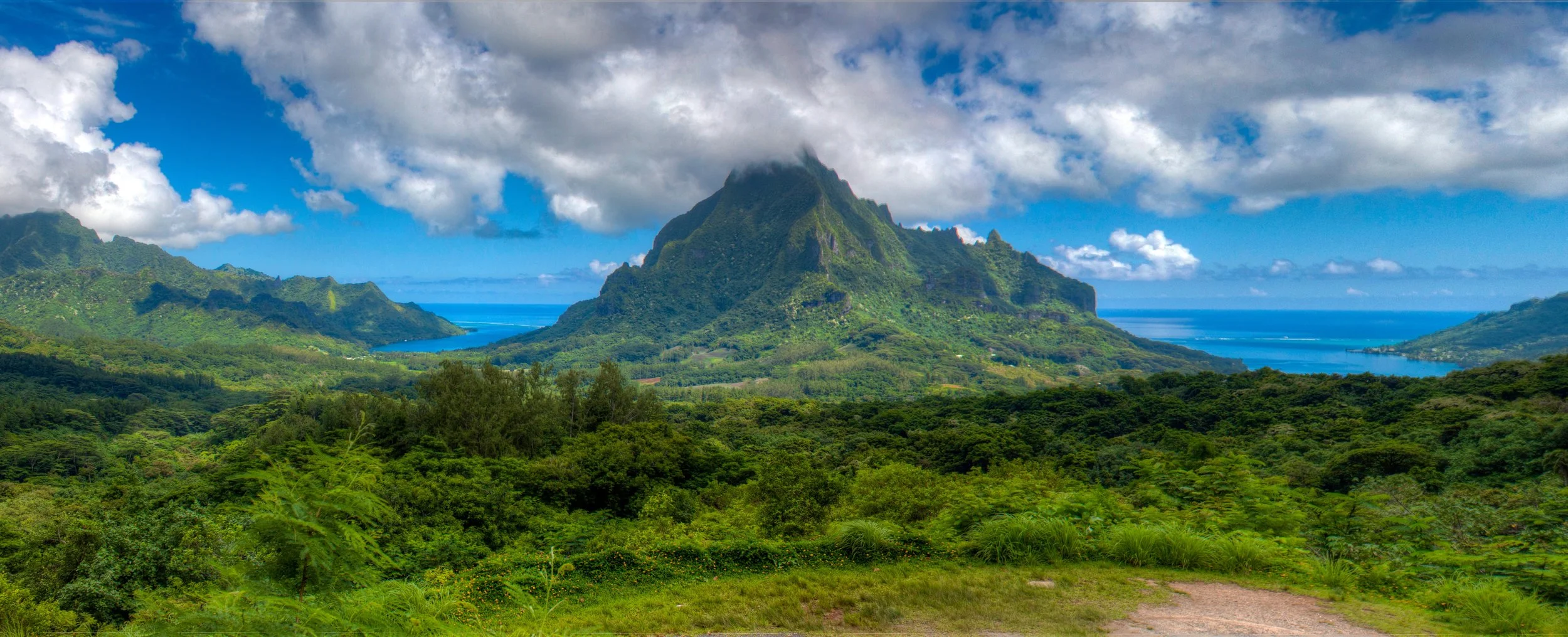 Moorea_views-from-Belvedere.jpeg