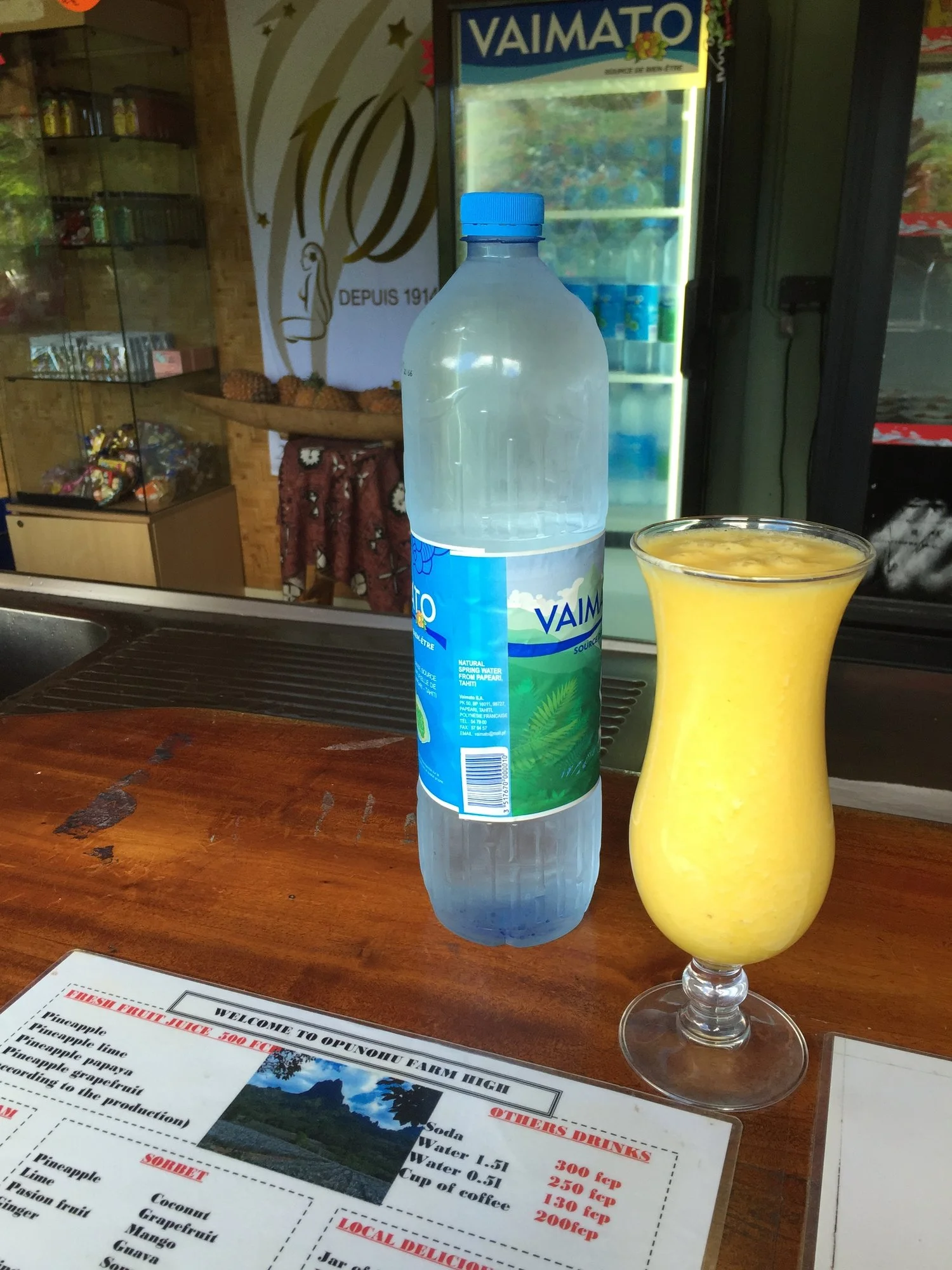 Fresh+Fruit+juice-Moorea.jpeg