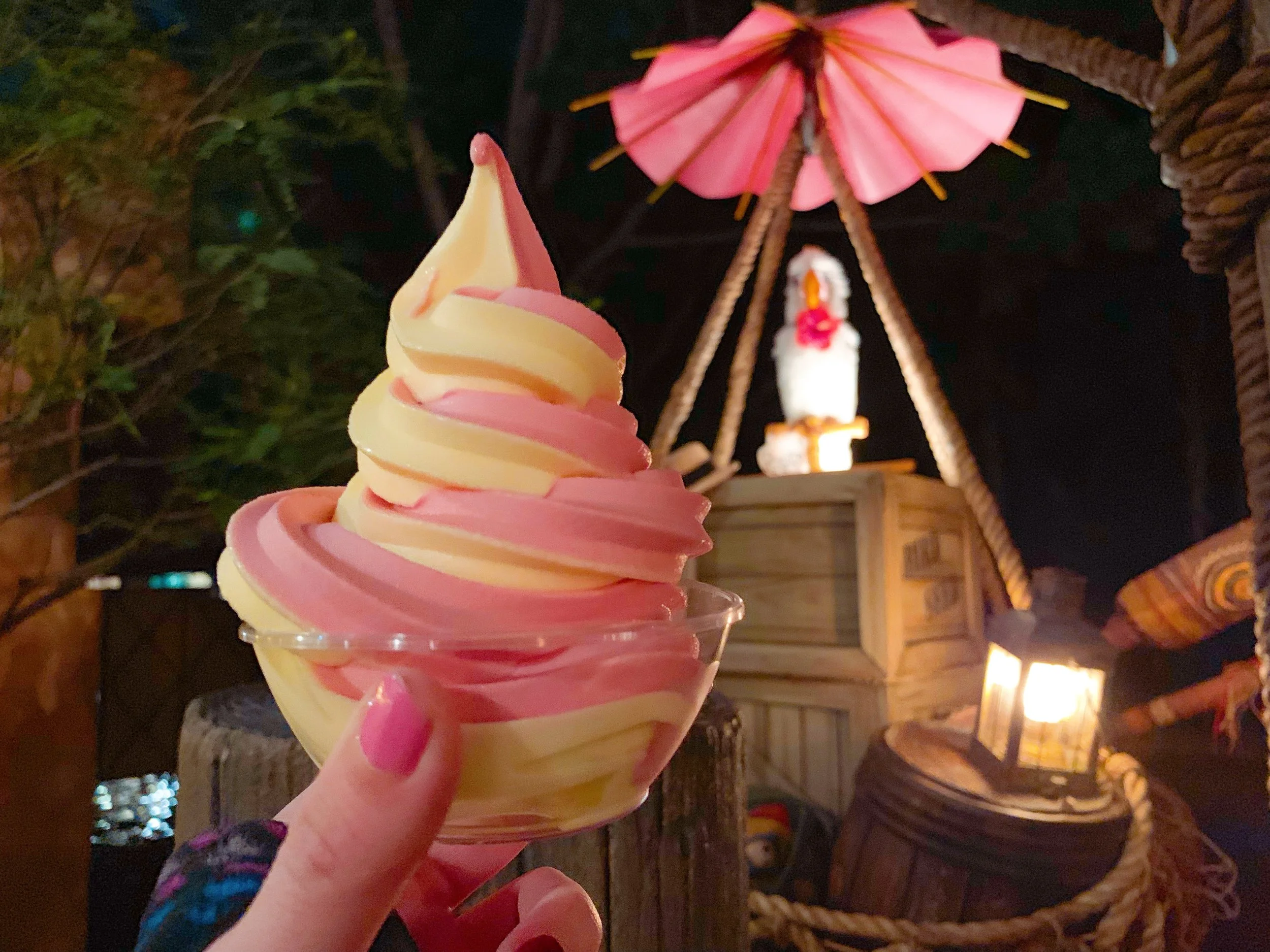 DOle Whip Swirl Tropical Hideaway