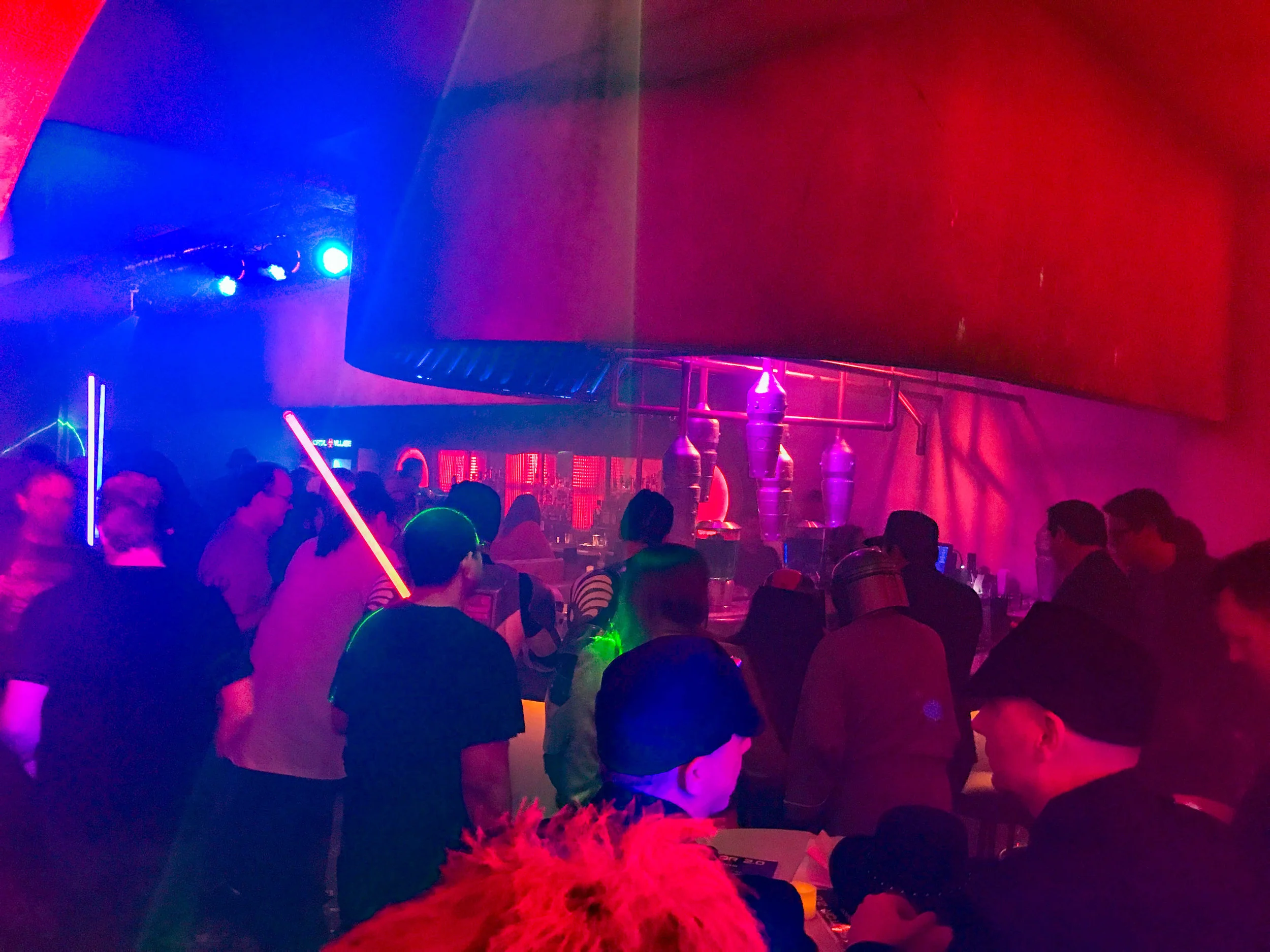 Scum and Villainy Cantina-4.jpg