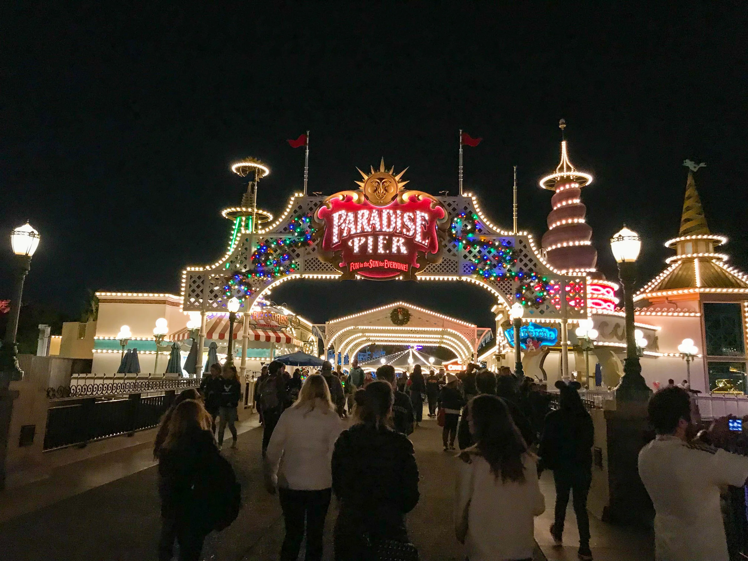 PARADISE PIER ENTRANCE - BEFORE
