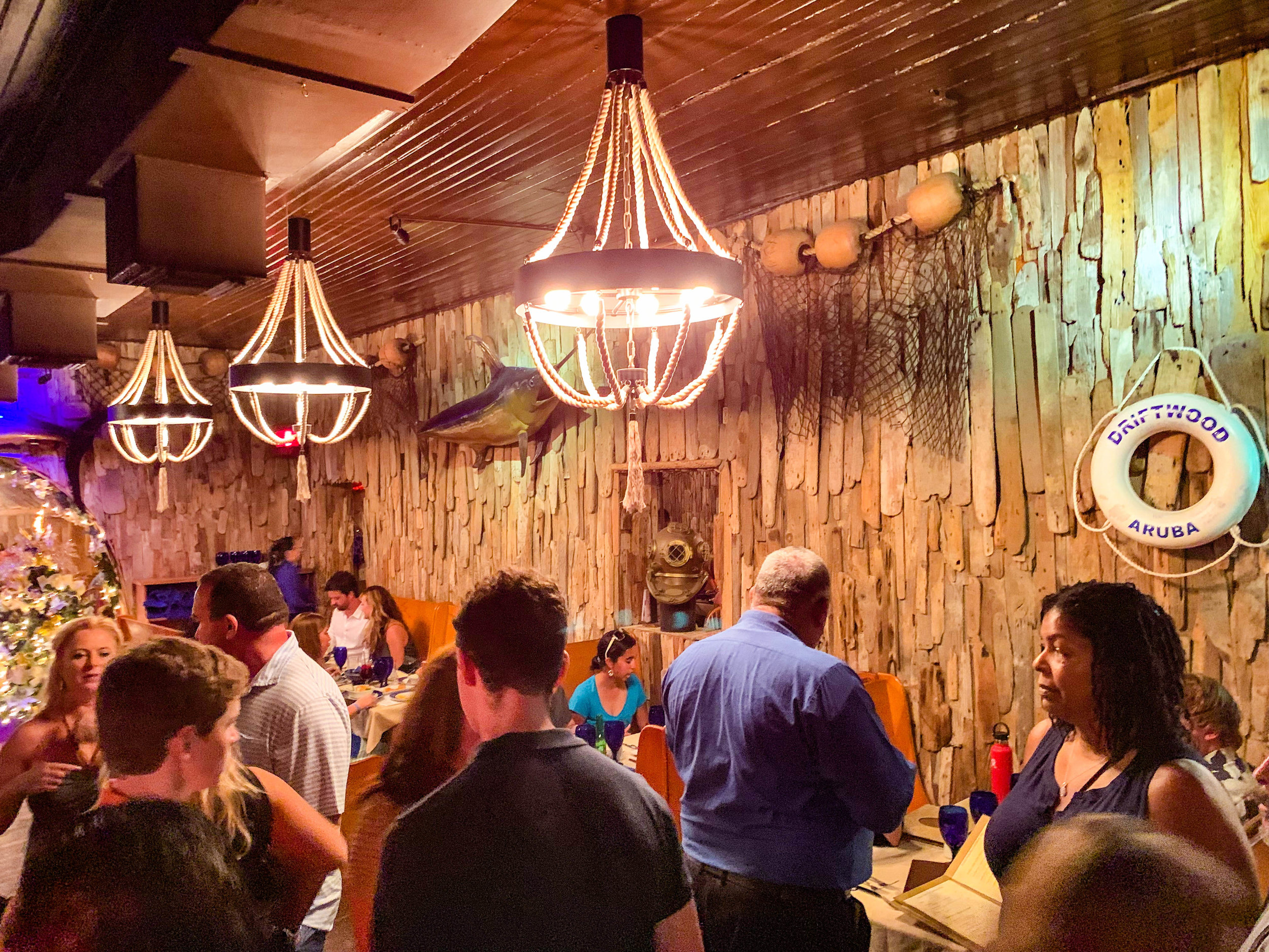 Driftwood Restaurant Decor Aruba Downtown