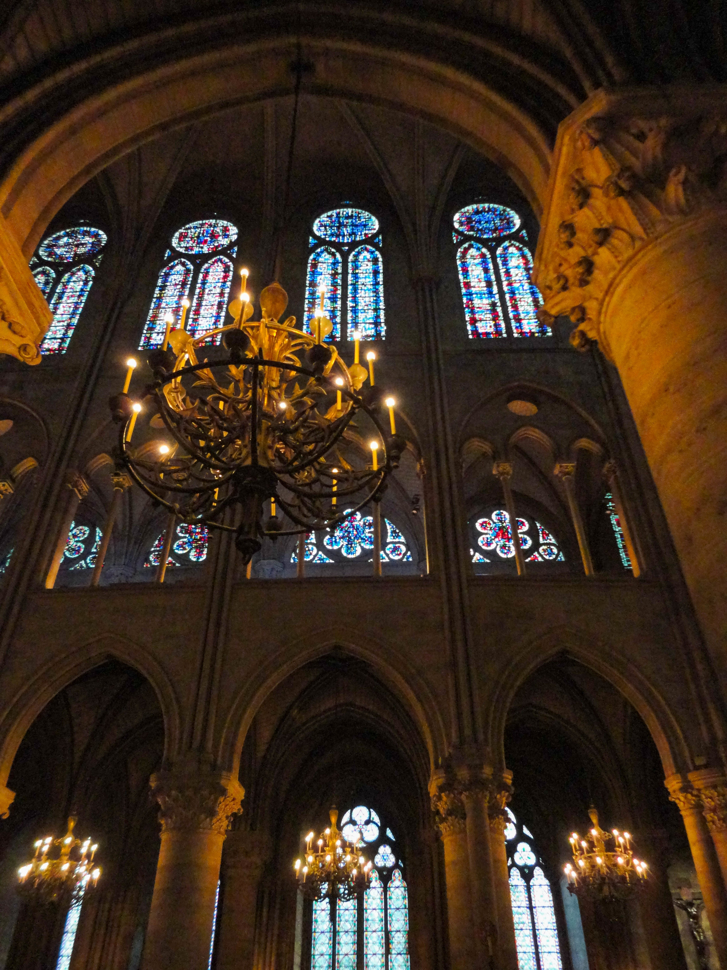 Notre Dame interior before the fire