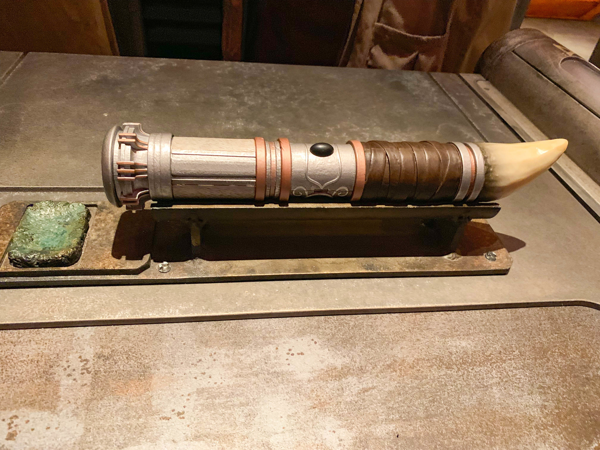 Star Wars Land - Galaxys Edge - Light Saber