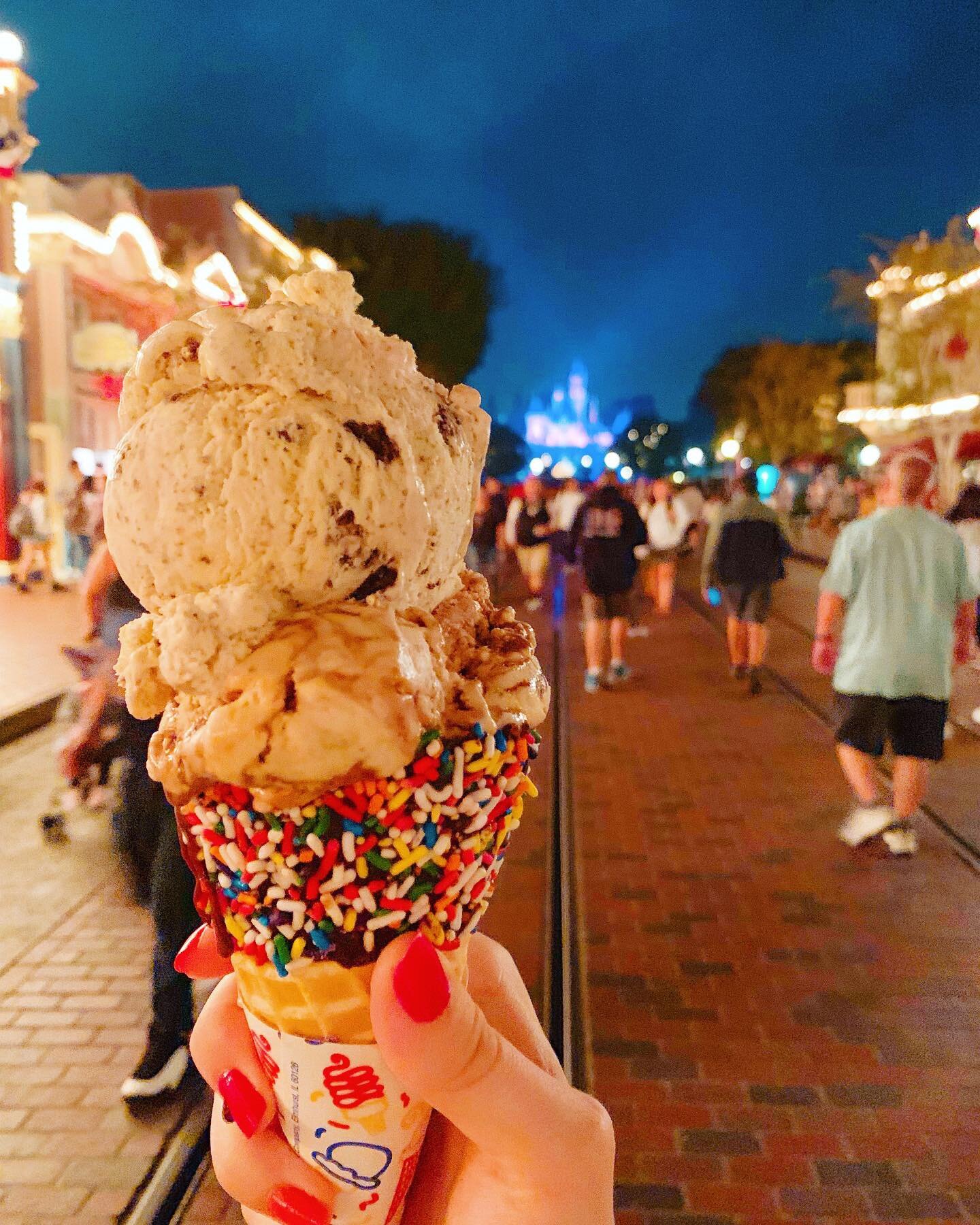 The Best Disneyland Ice Cream (Don't Miss Out!) - Travels with Erica