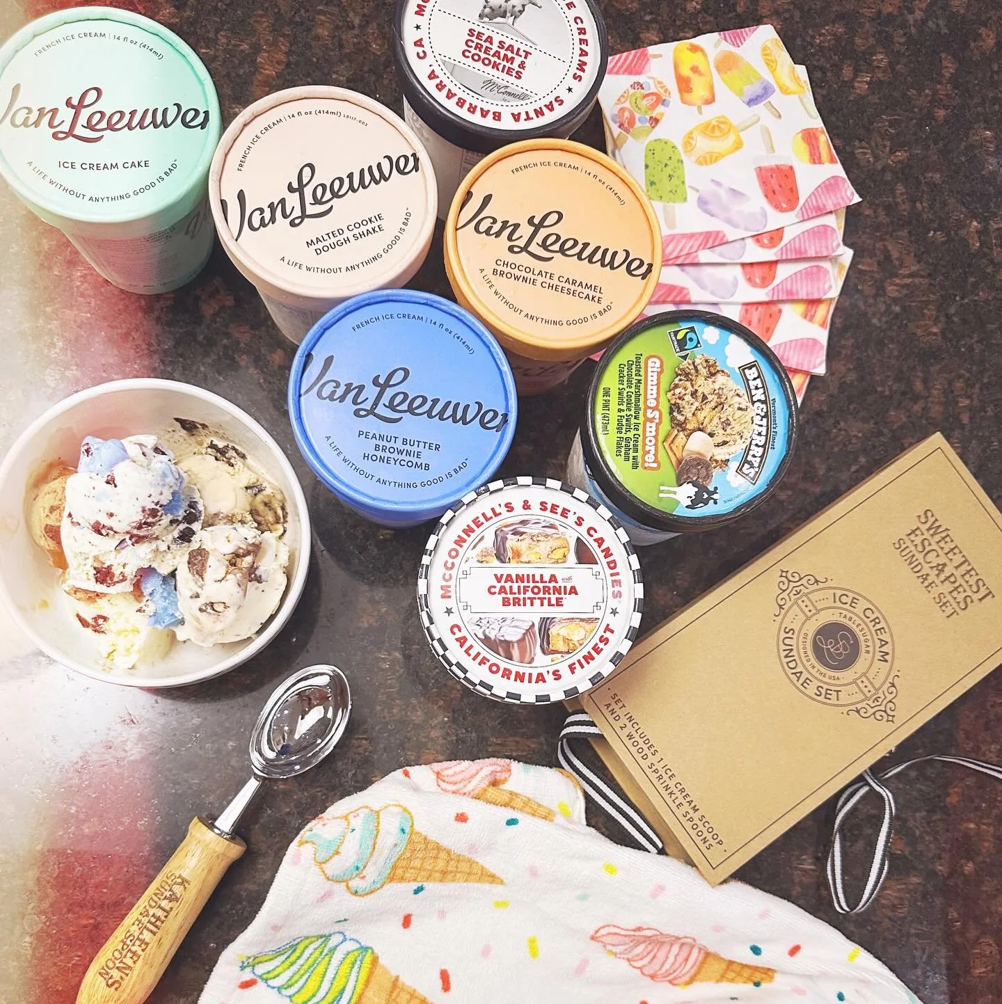 Hope everyone enjoyed National Ice Cream Day! 🍦
I enjoyed every scoop of it! 😂🍨

Thanks again to @katherineburyfilm and @sunsetburyvard for the sundae scoop set!! 😘💗🍨