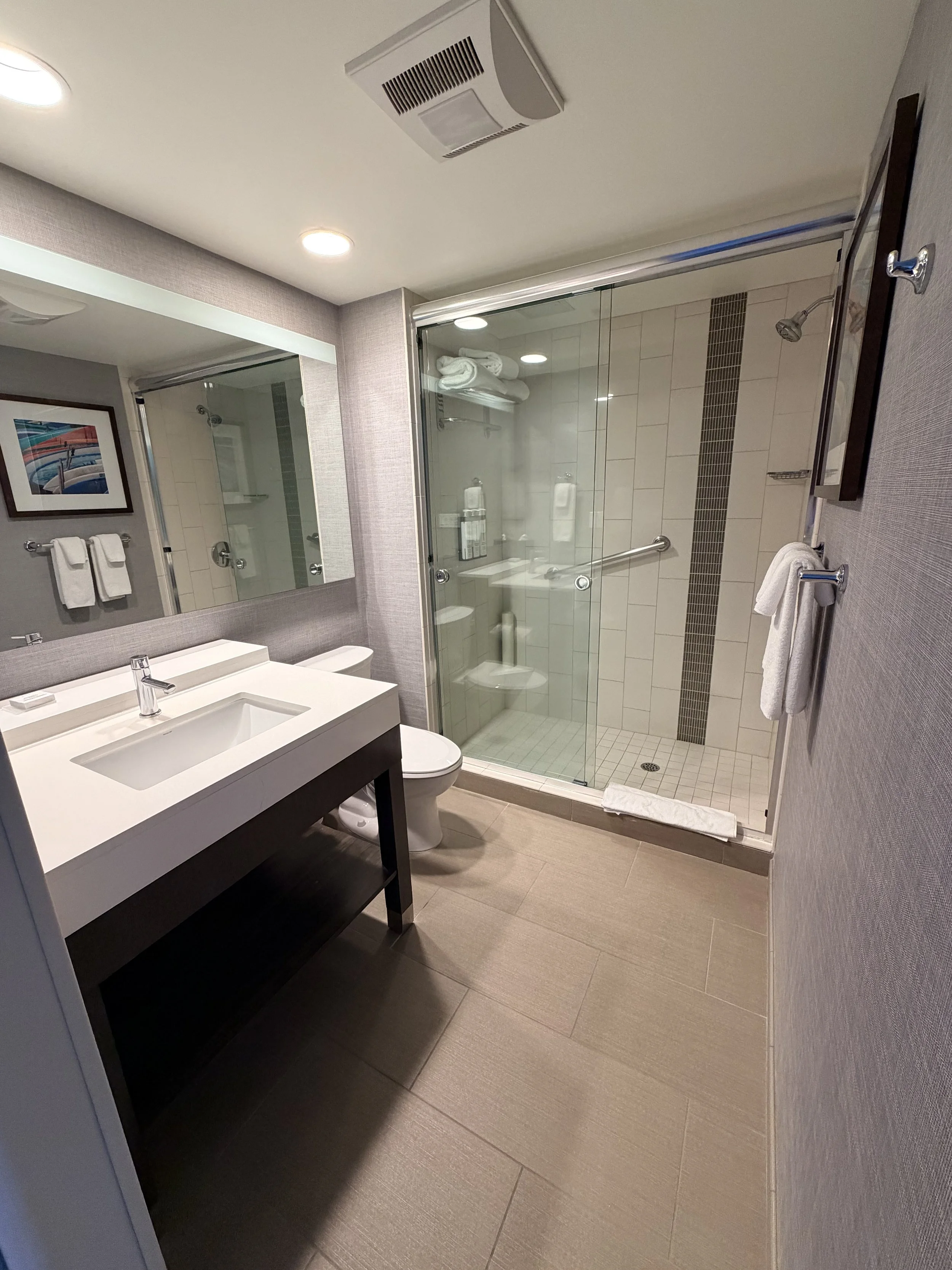 Bathroom in hotel room at Hyatt Place Santa Cruz did not have a bath tub for kids