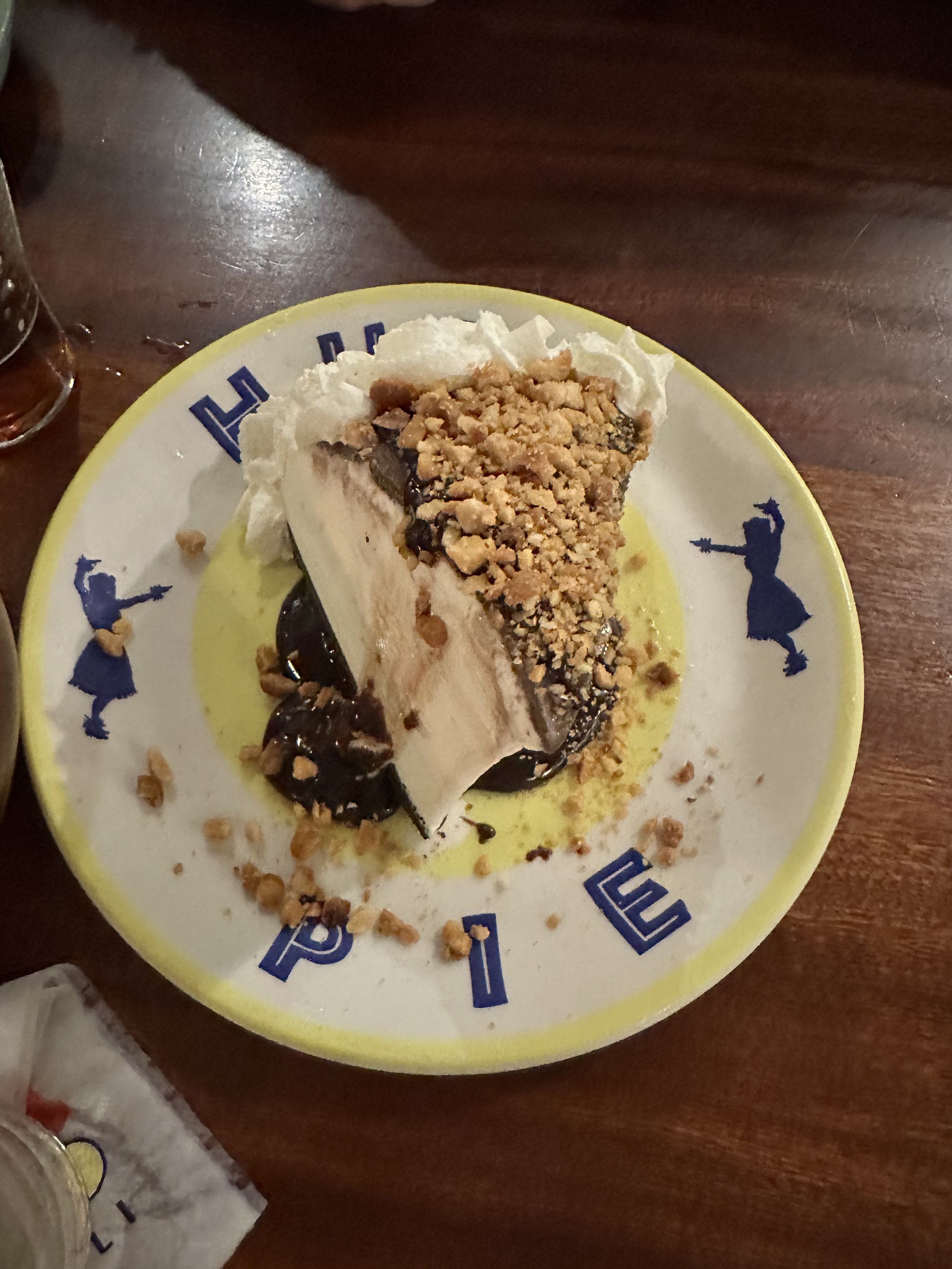 Hula Pie at Duke’s Beach House in Maui, Hawaii