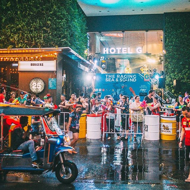 Throwback to the super wet party at @pullmanbangkokhotelg on the first day of Songkran Festival!
.
.
.
.
.
#waterfestival #nightlife #hotelparty #partytime #drinks #rave #dj #edm #festival #songkran #pullmanbangkokhotelg #housemusic #techno #dubstep 