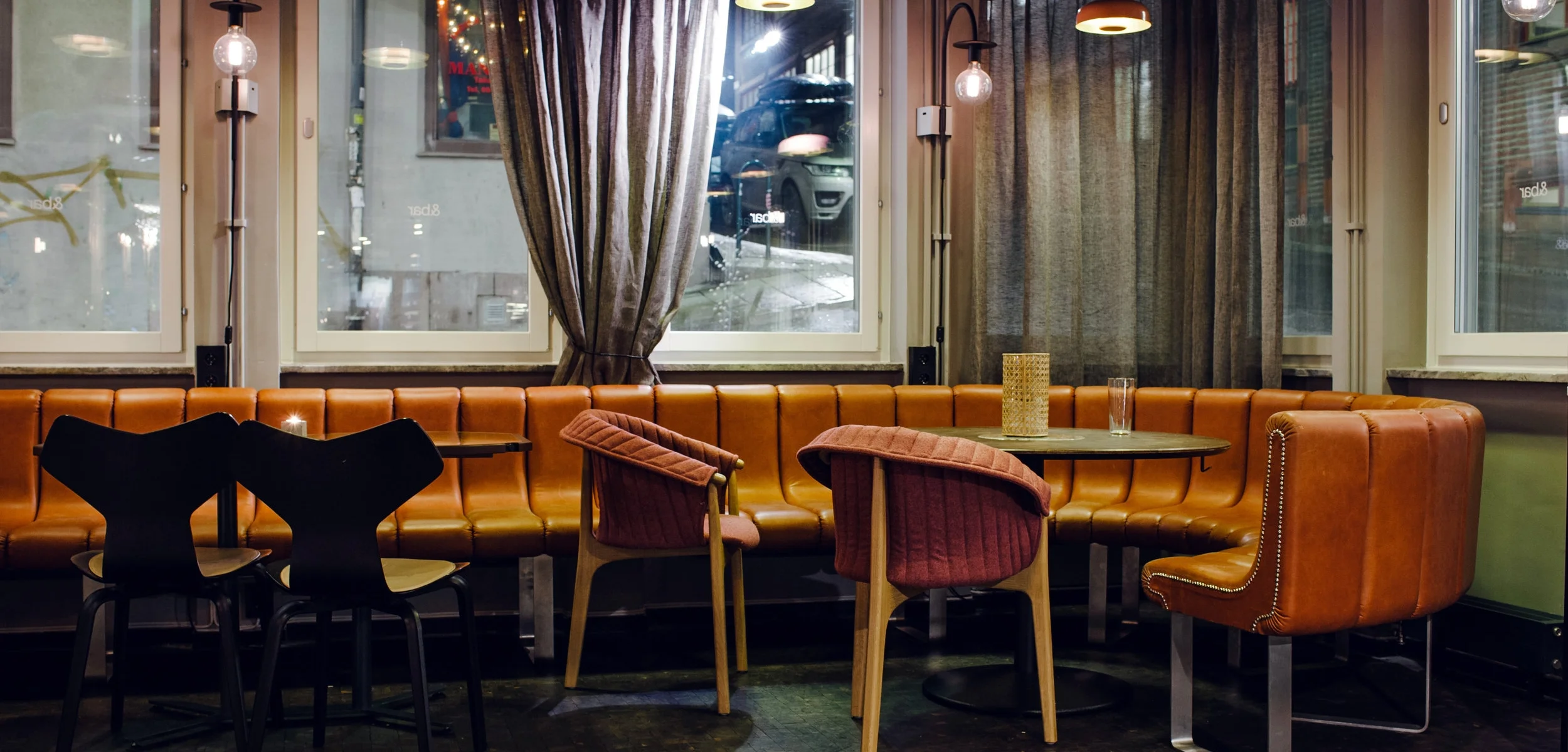 Bar_tables3.jpg