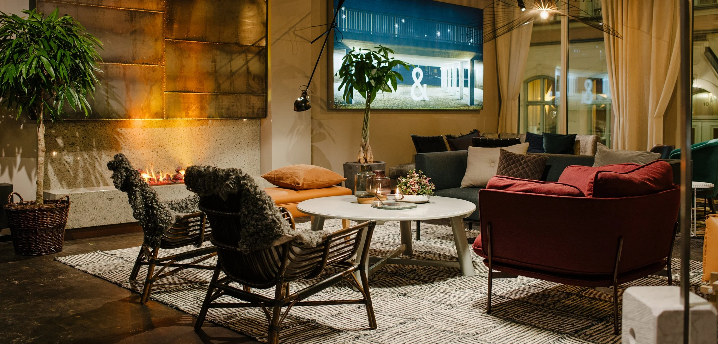 Lounge fireplace.jpg