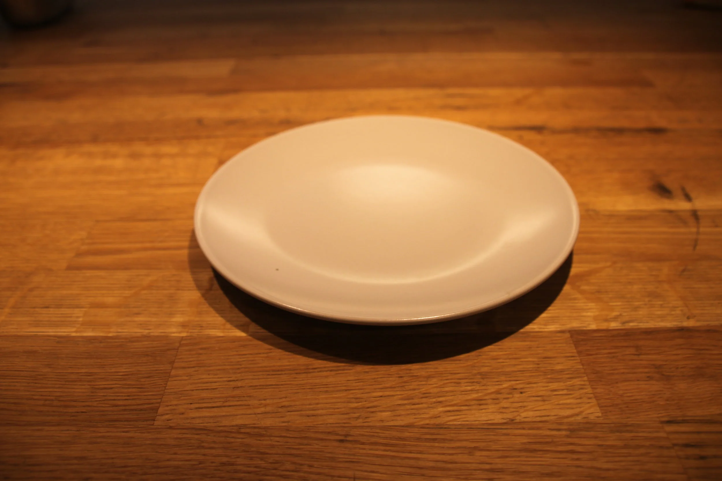 Asjett 20 cm Beige, Leie kr. 7,- pr. stk